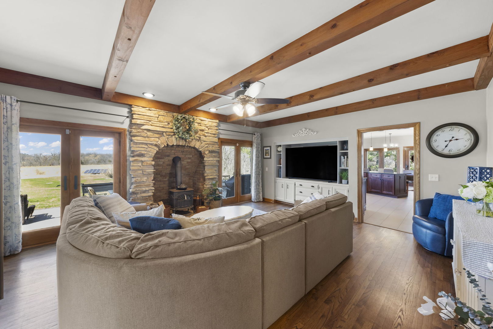 8877 Kennedy Road, Yorkville, IL 60560