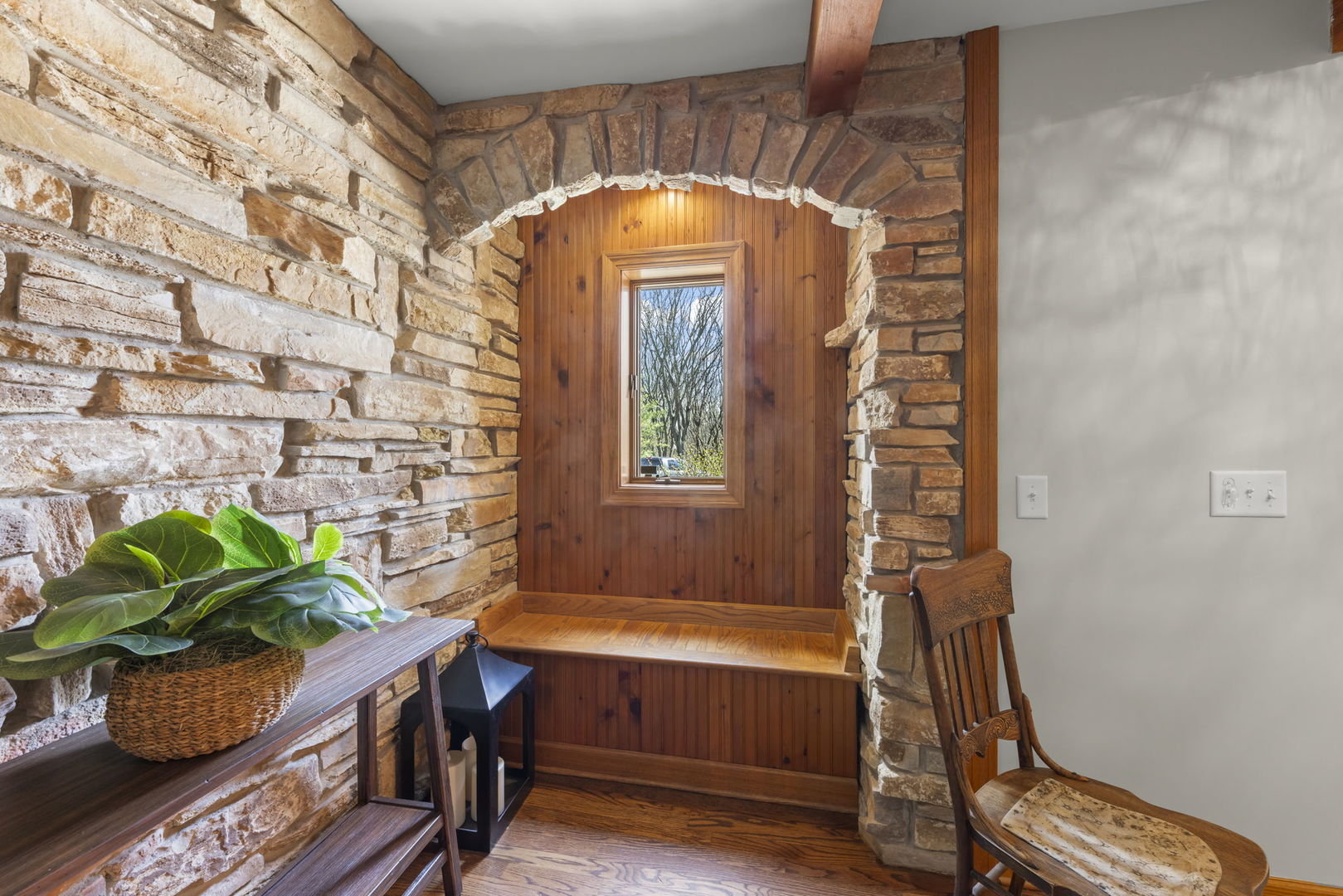 8877 Kennedy Road, Yorkville, IL 60560