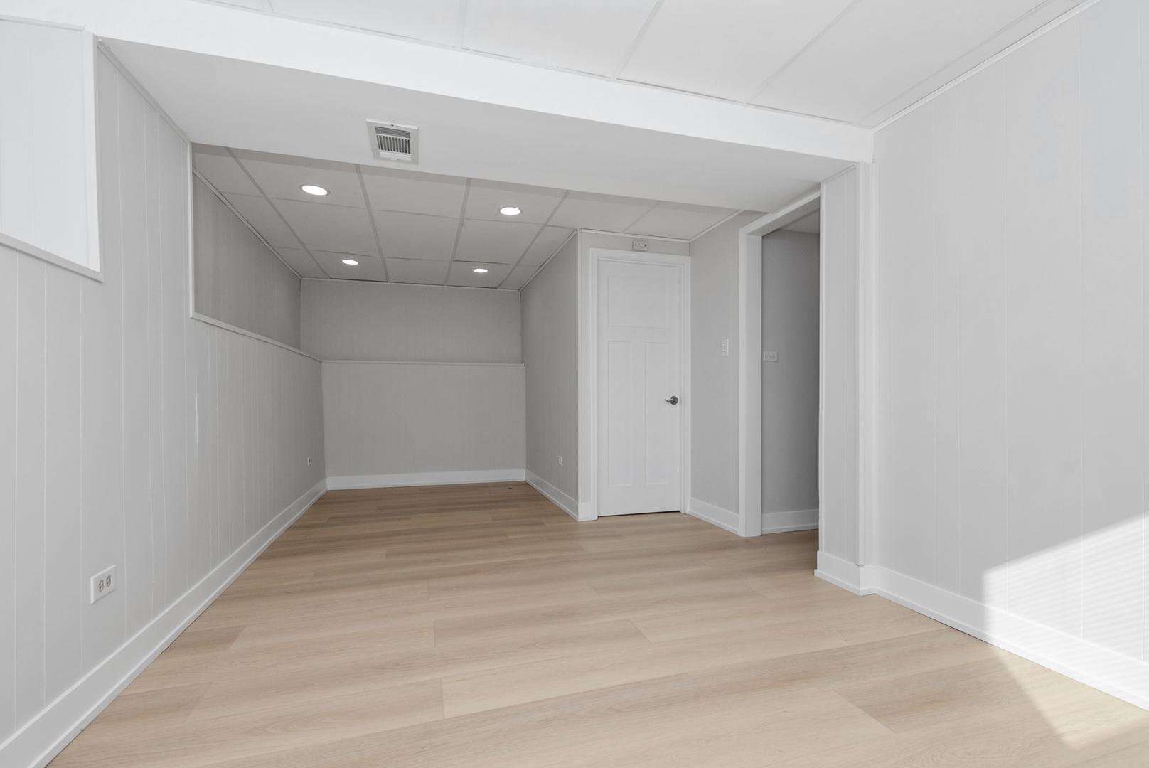 16822 91st Avenue, Orland Hills, IL 60487