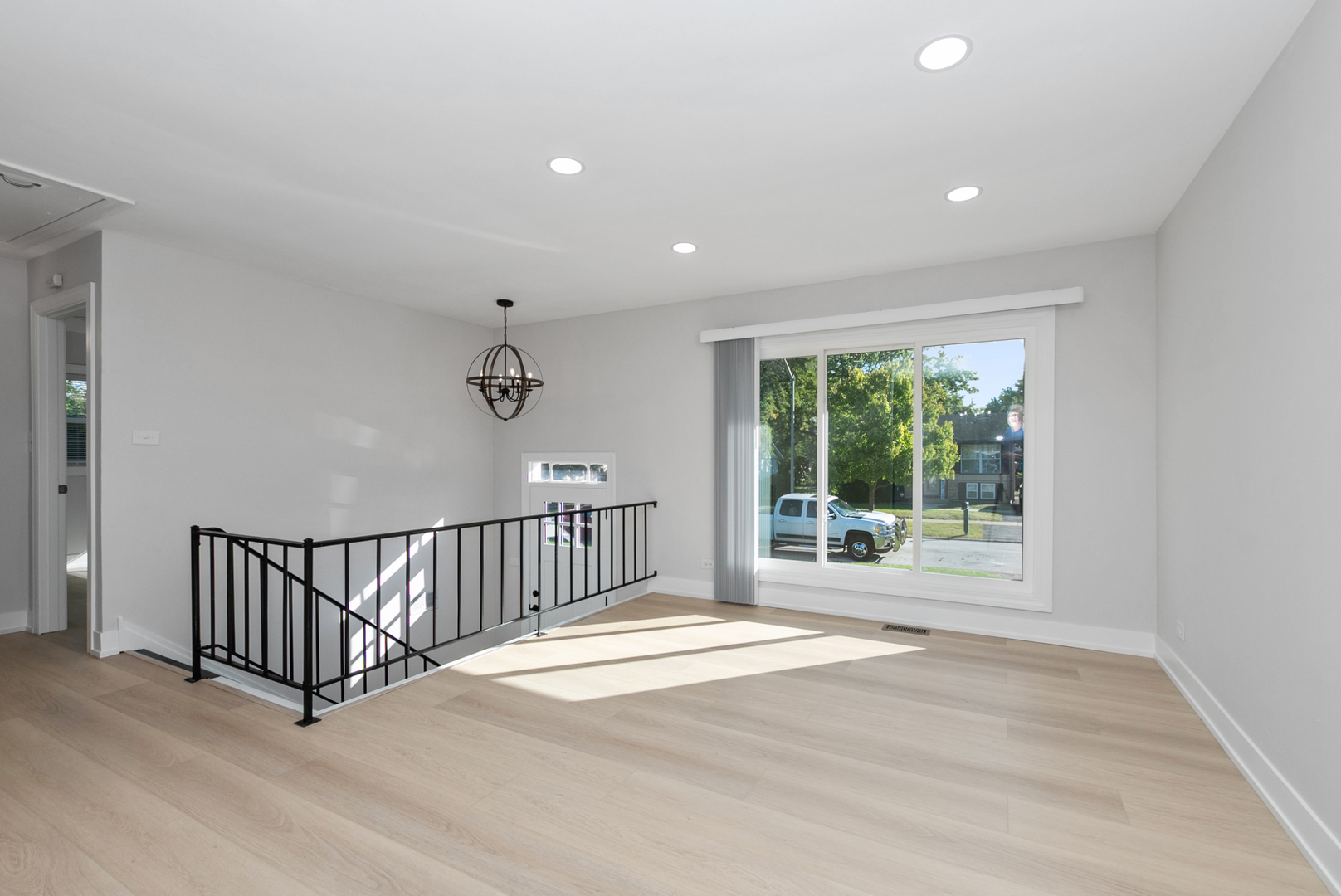 16822 91st Avenue, Orland Hills, IL 60487