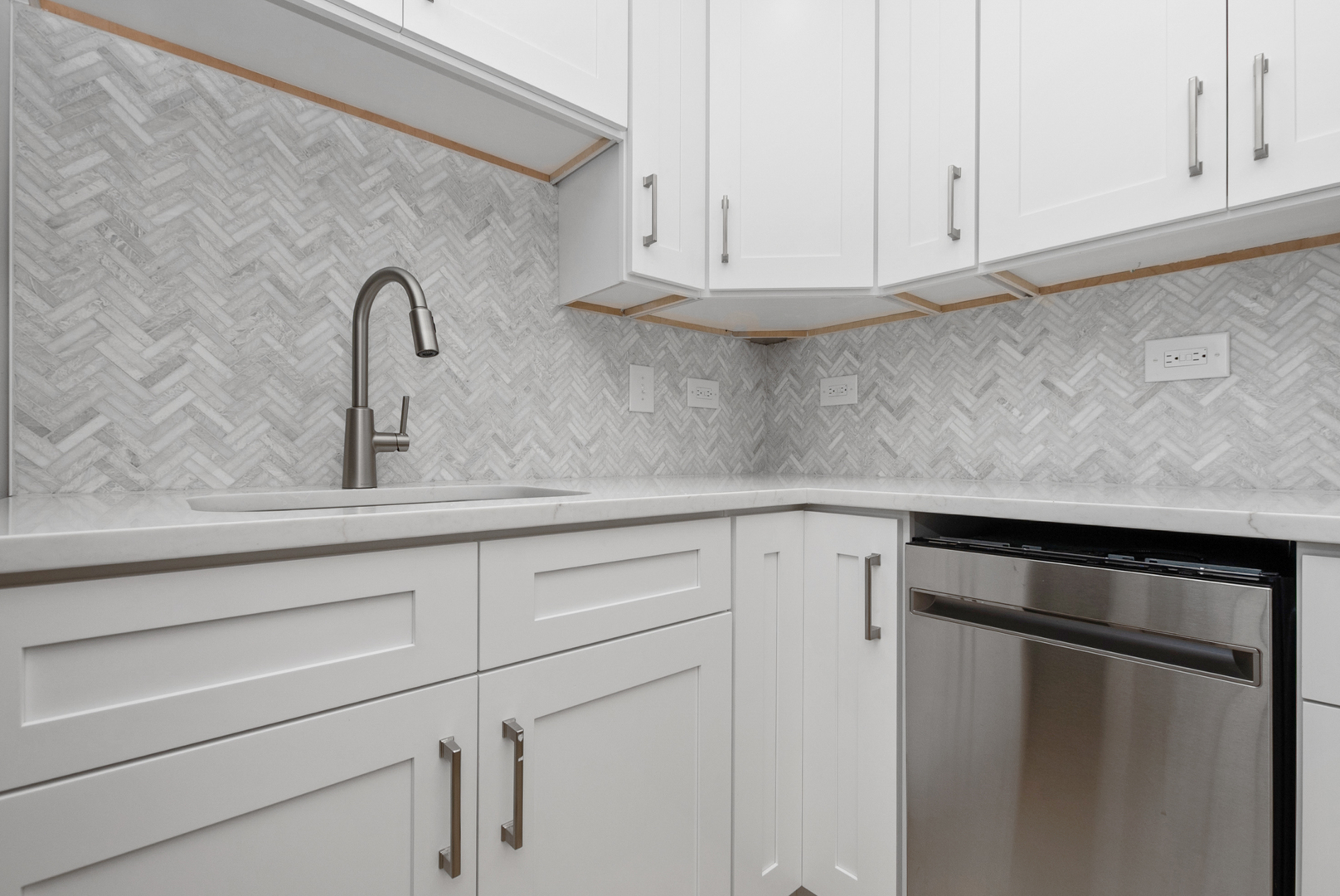 16822 91st Avenue, Orland Hills, IL 60487