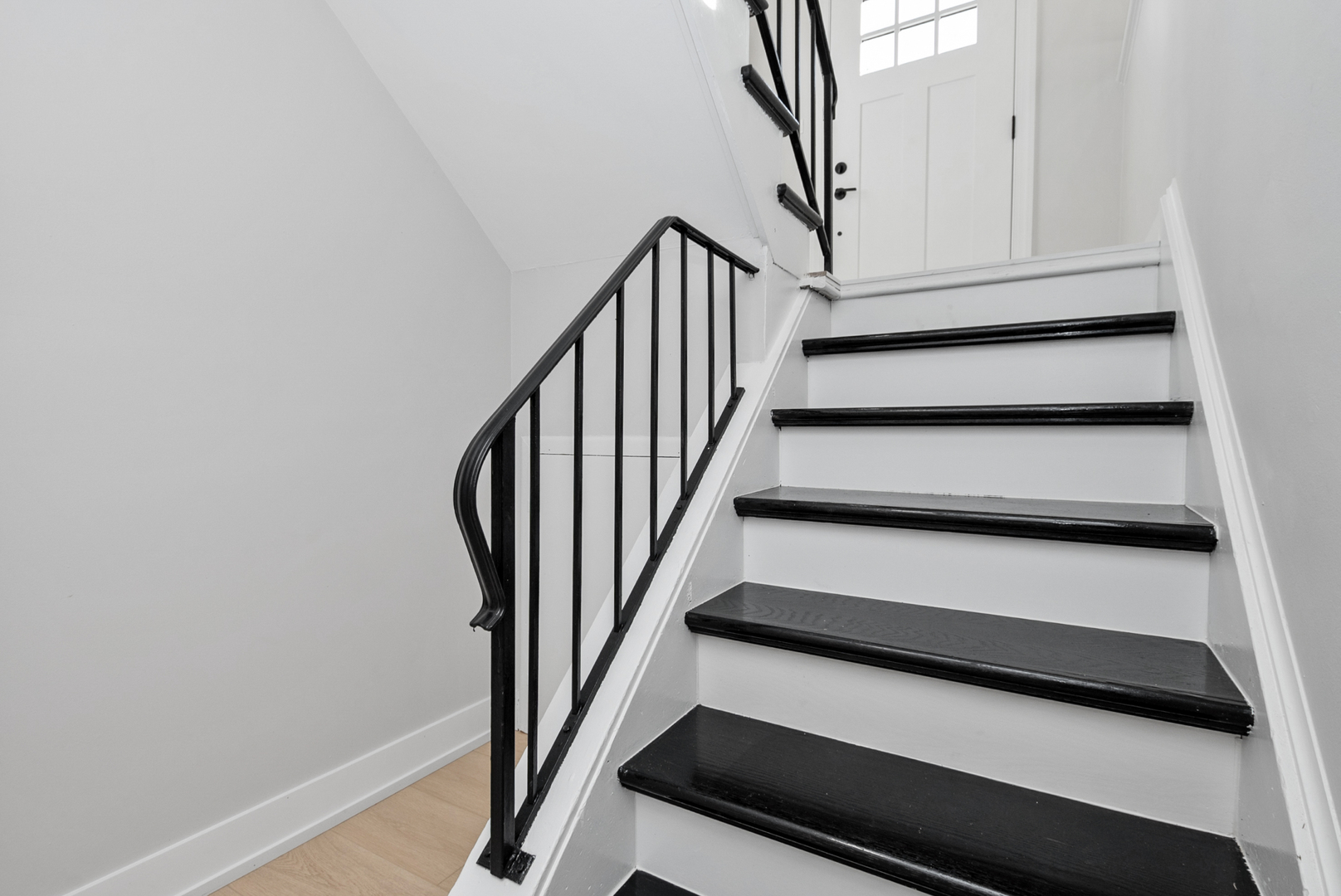 16822 91st Avenue, Orland Hills, IL 60487