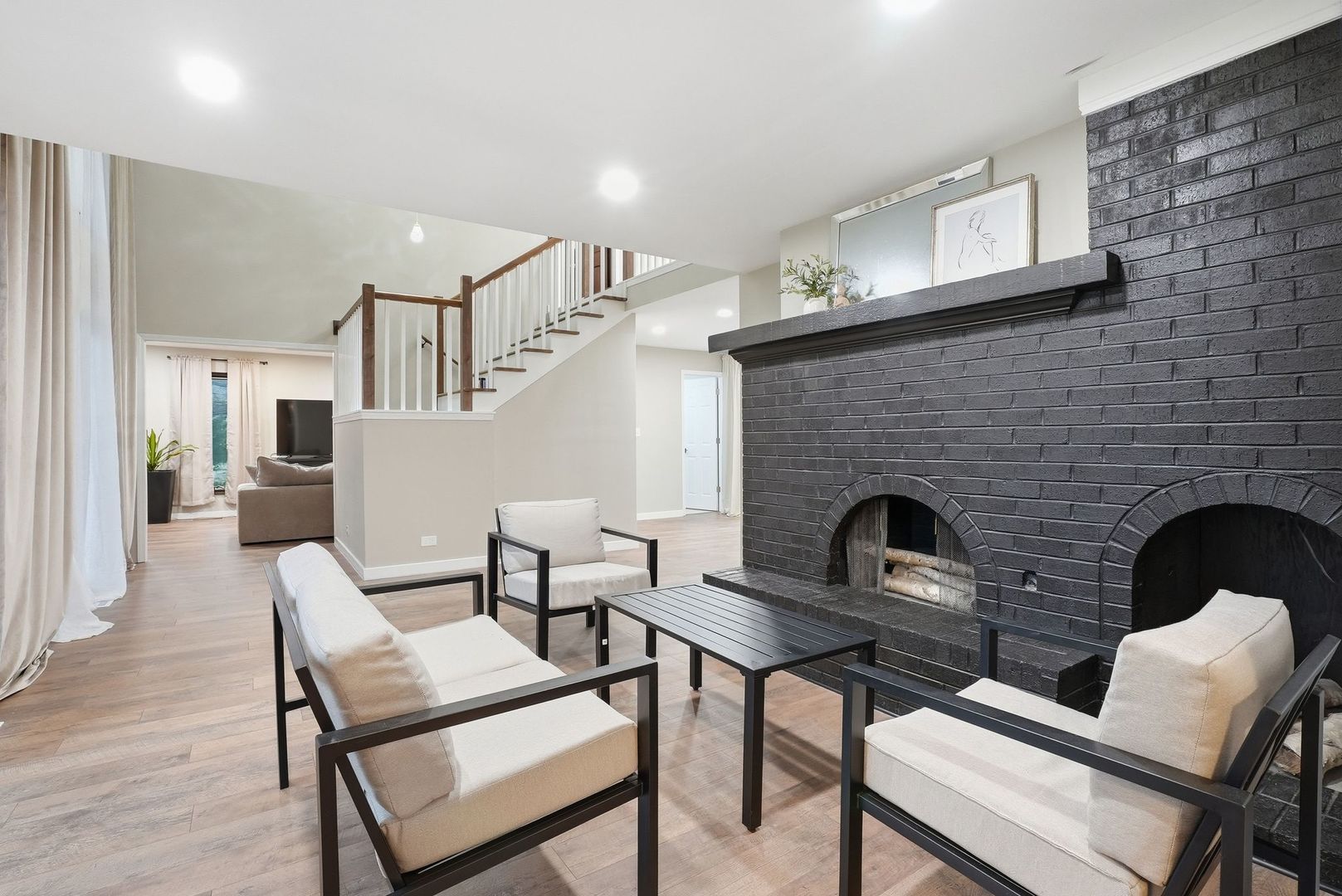 6225 Lakewood Drive, Marengo, IL 60152