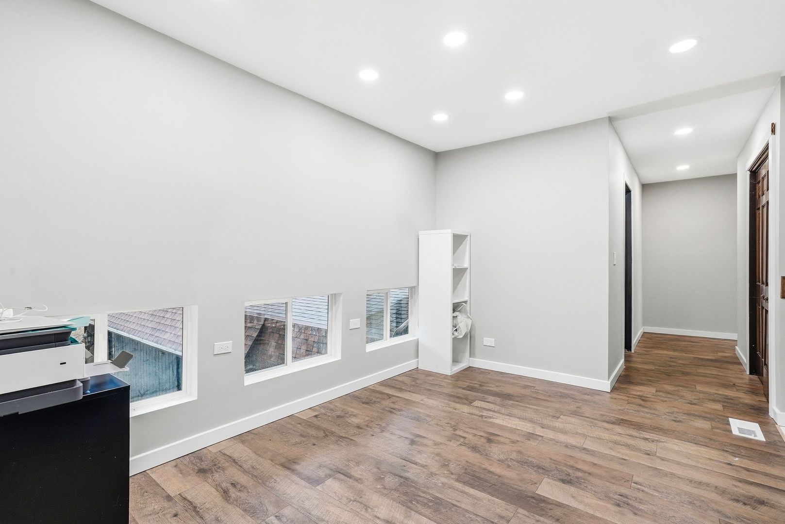 6225 Lakewood Drive, Marengo, IL 60152