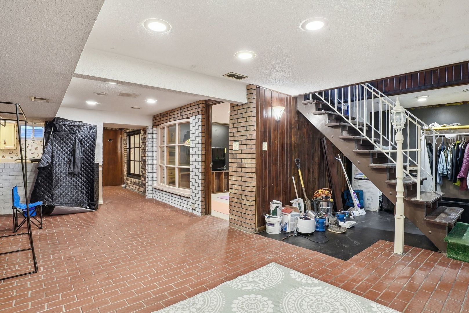 6225 Lakewood Drive, Marengo, IL 60152