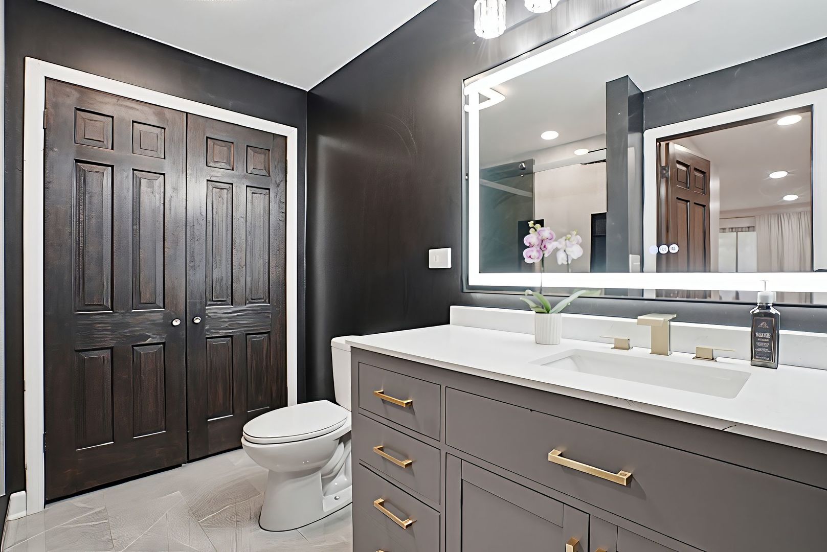 6225 Lakewood Drive, Marengo, IL 60152