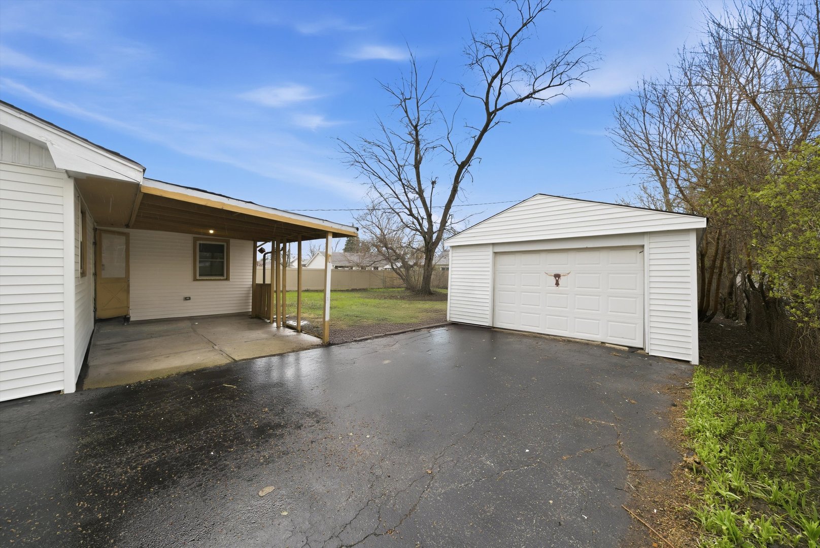 8516 Austin Avenue, Burbank, IL 60459