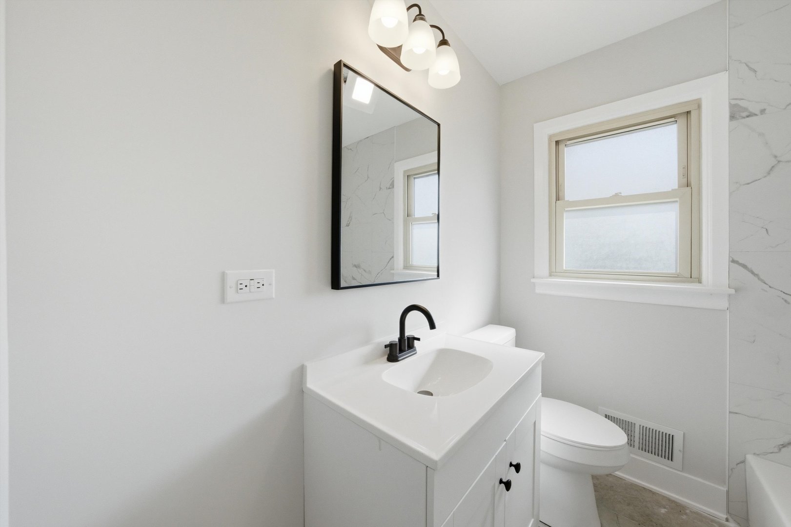 8516 Austin Avenue, Burbank, IL 60459