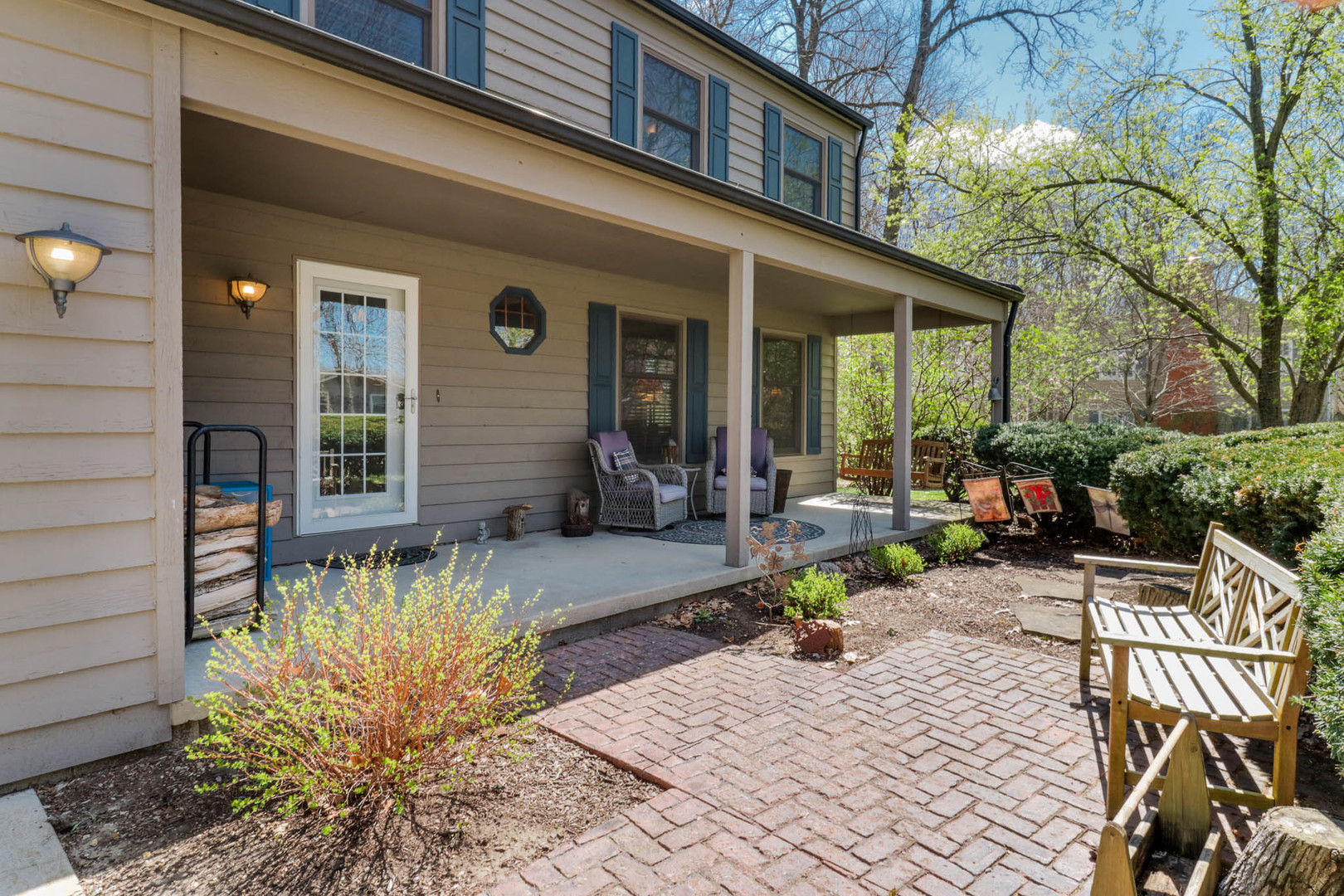 13931 Lucca Forest Drive, Bloomington, IL 61705