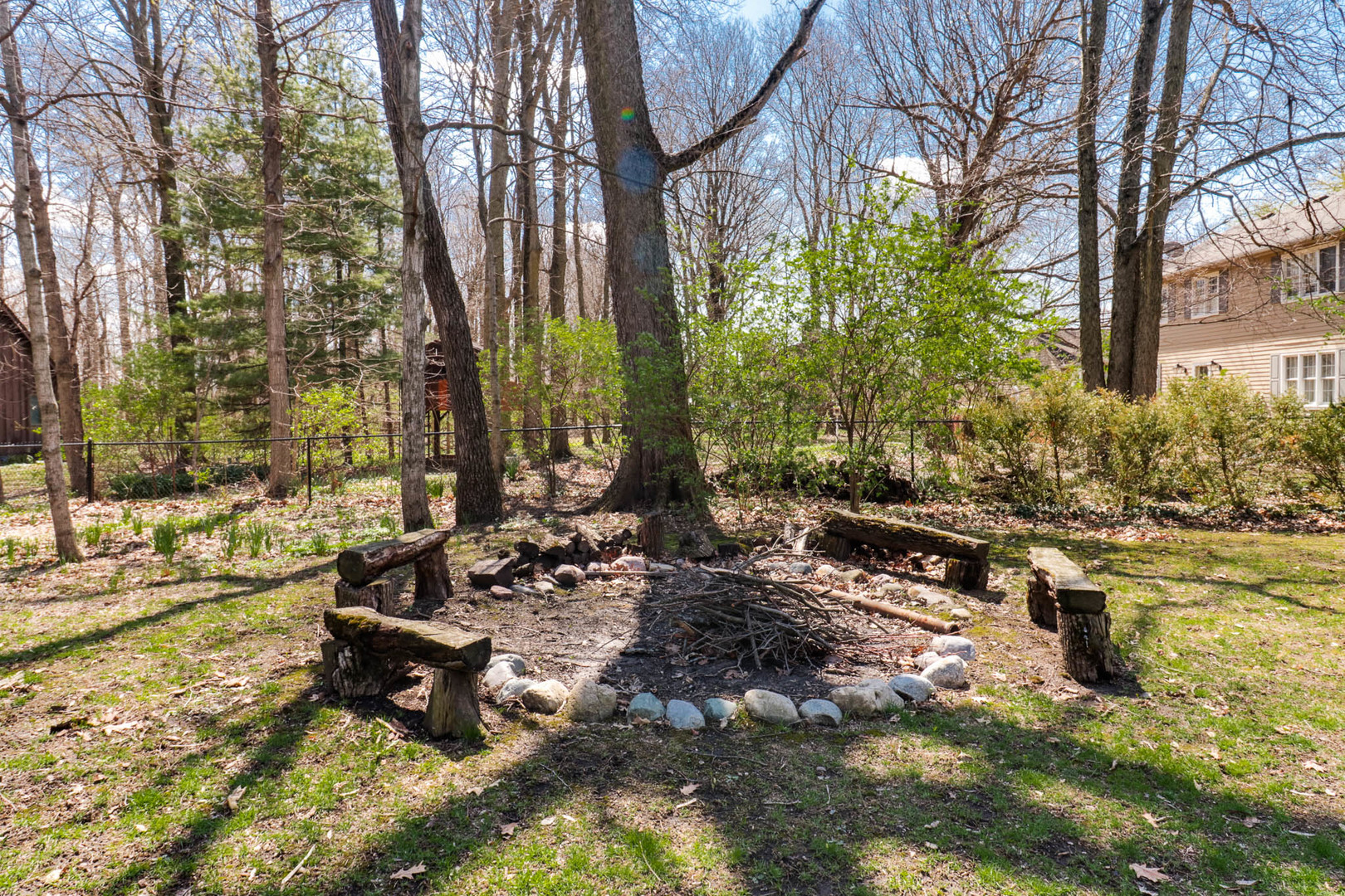 13931 Lucca Forest Drive, Bloomington, IL 61705