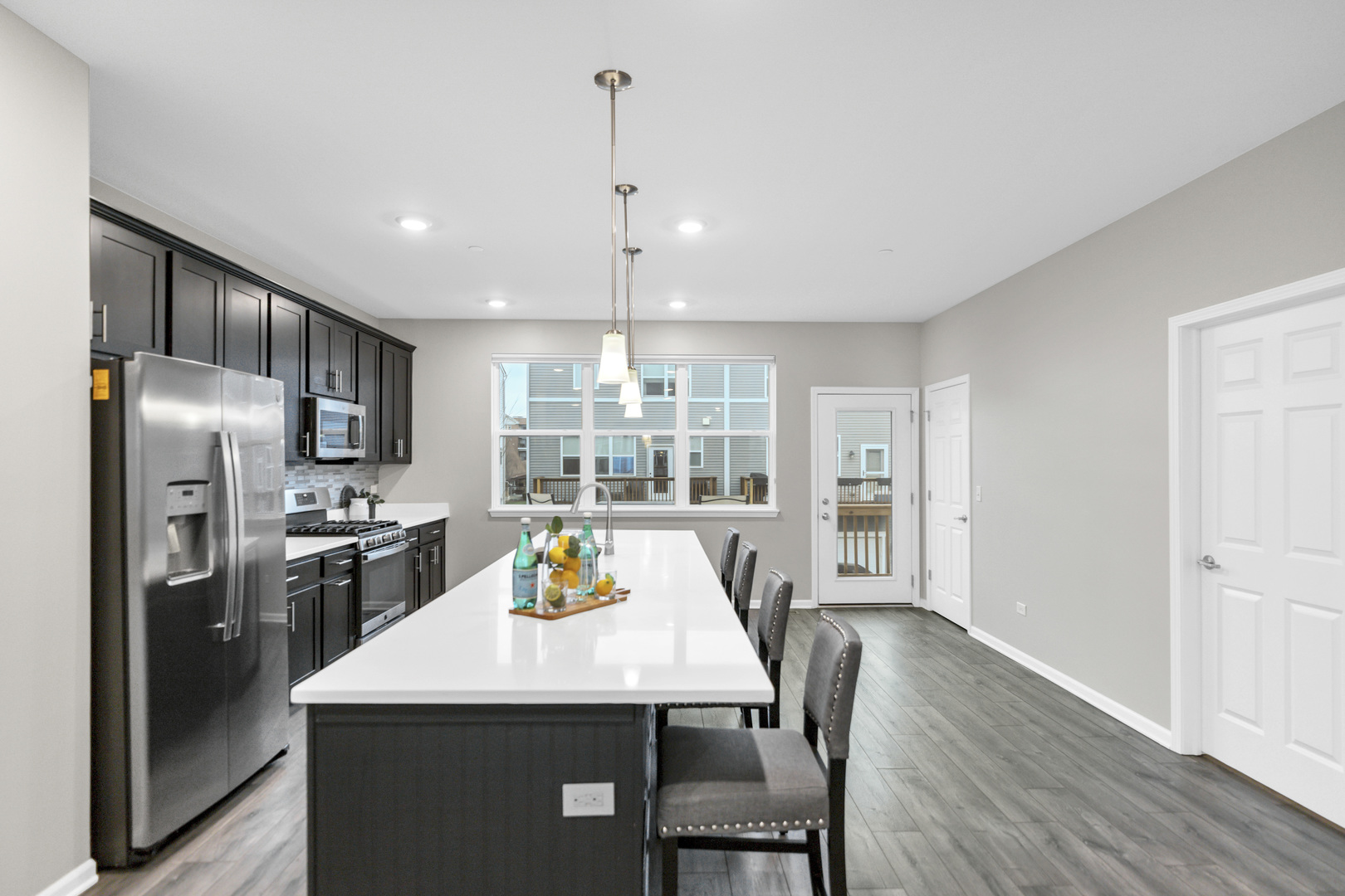 3306 Trillium Circle #3001, Rolling Meadows, IL 60008