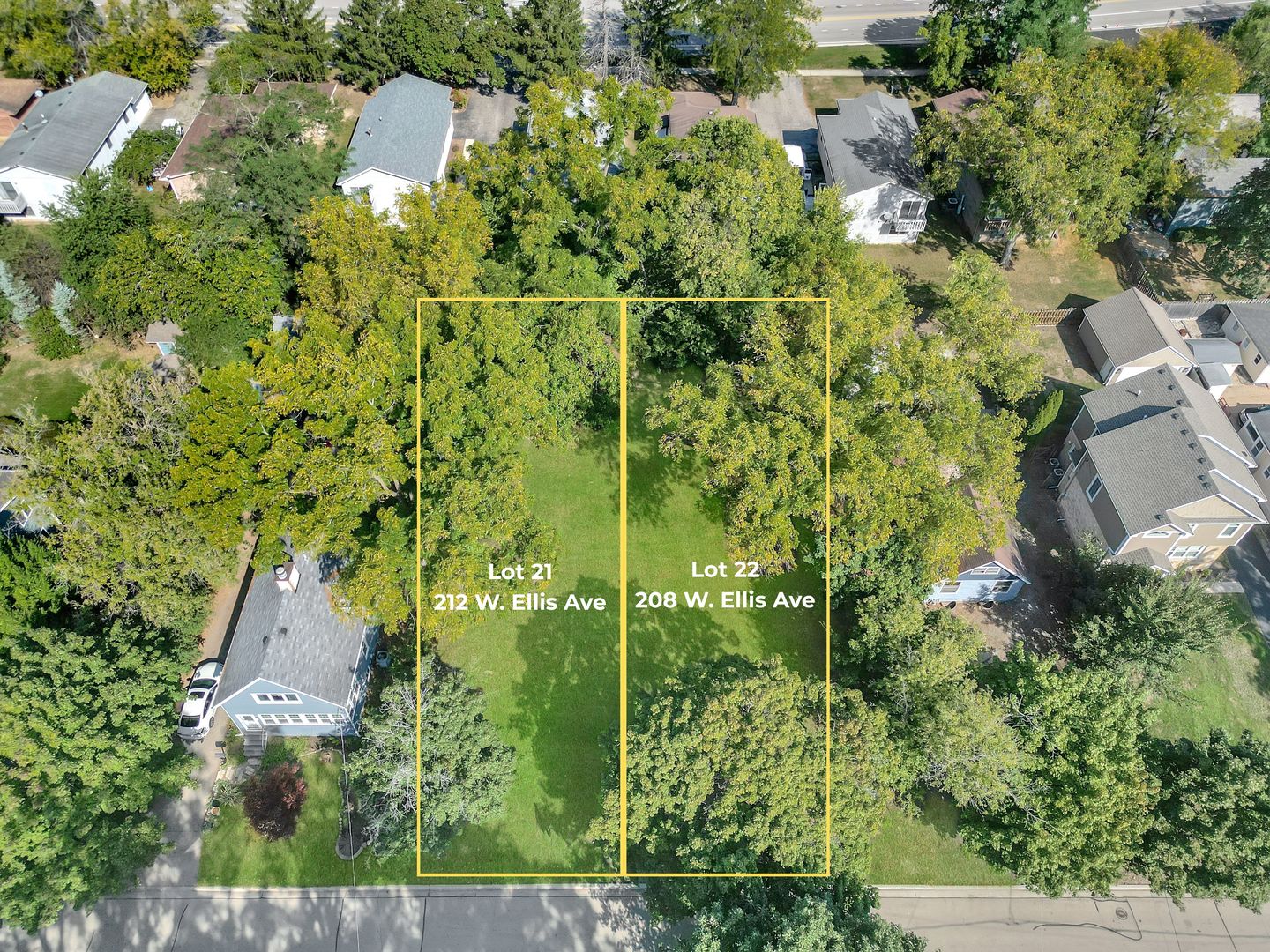 212 W Ellis Avenue, Libertyville, IL 60048