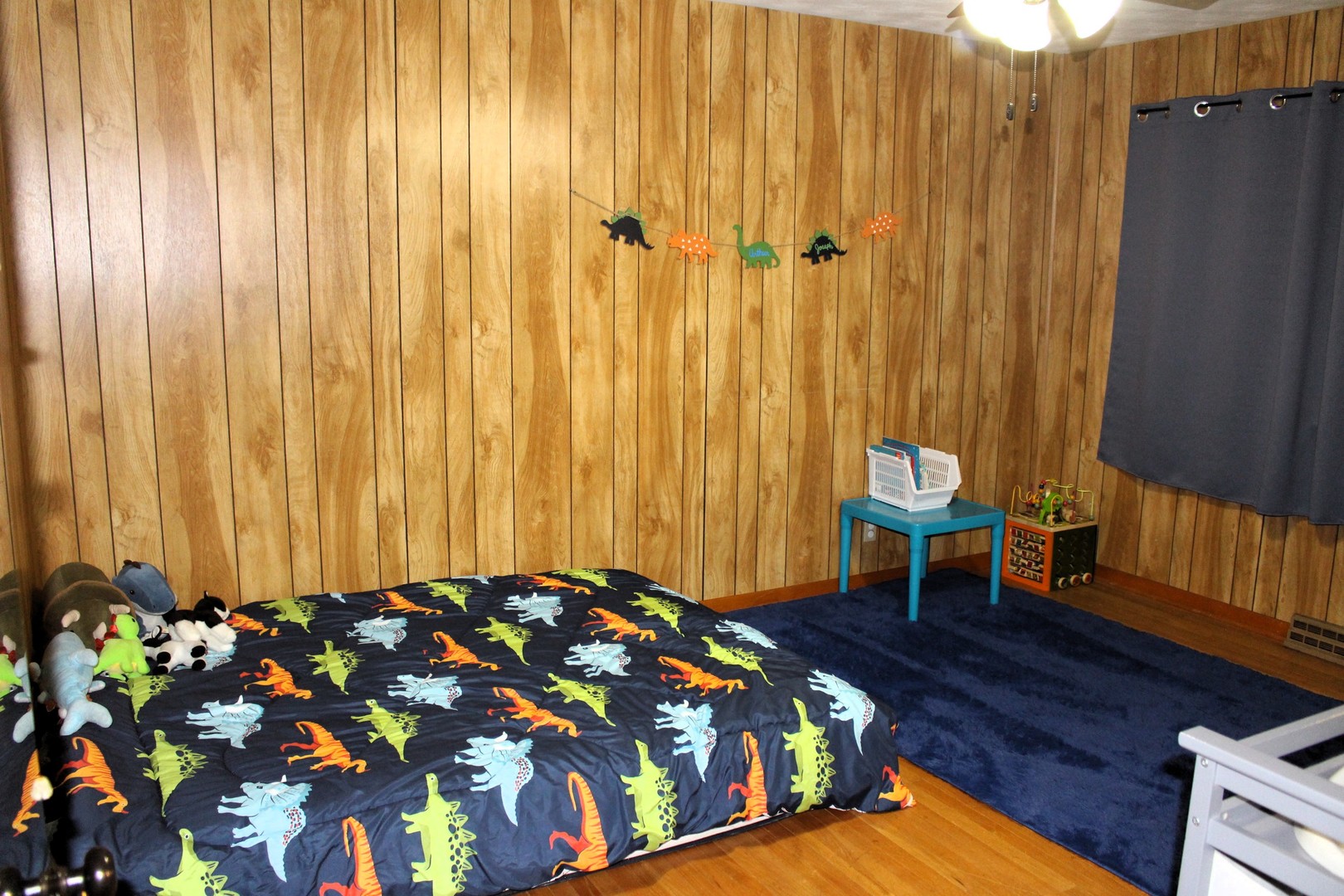 8 Edgelea Circle, Clinton, IL 61727