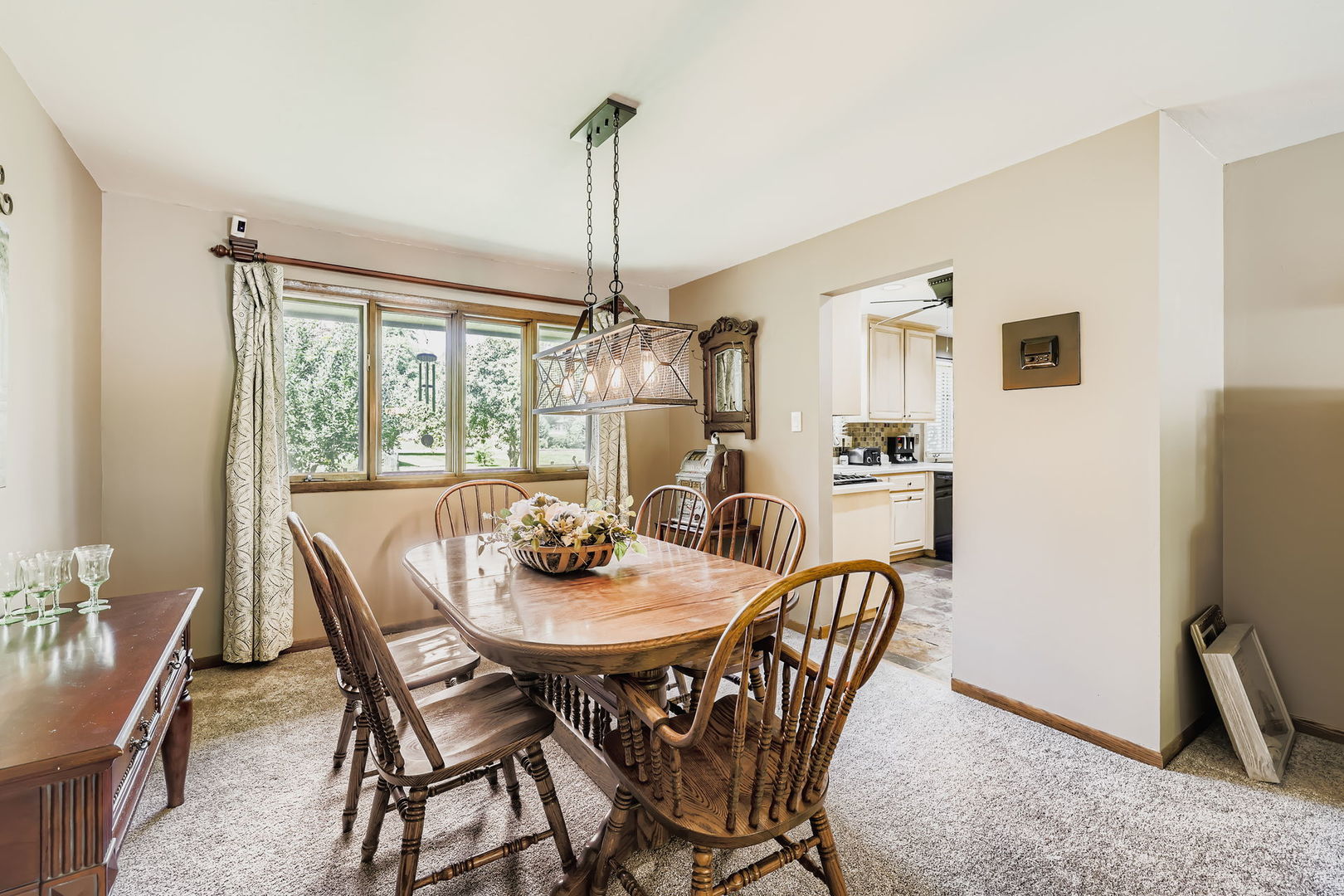 136 Caryville Lane, Schaumburg, IL 60193