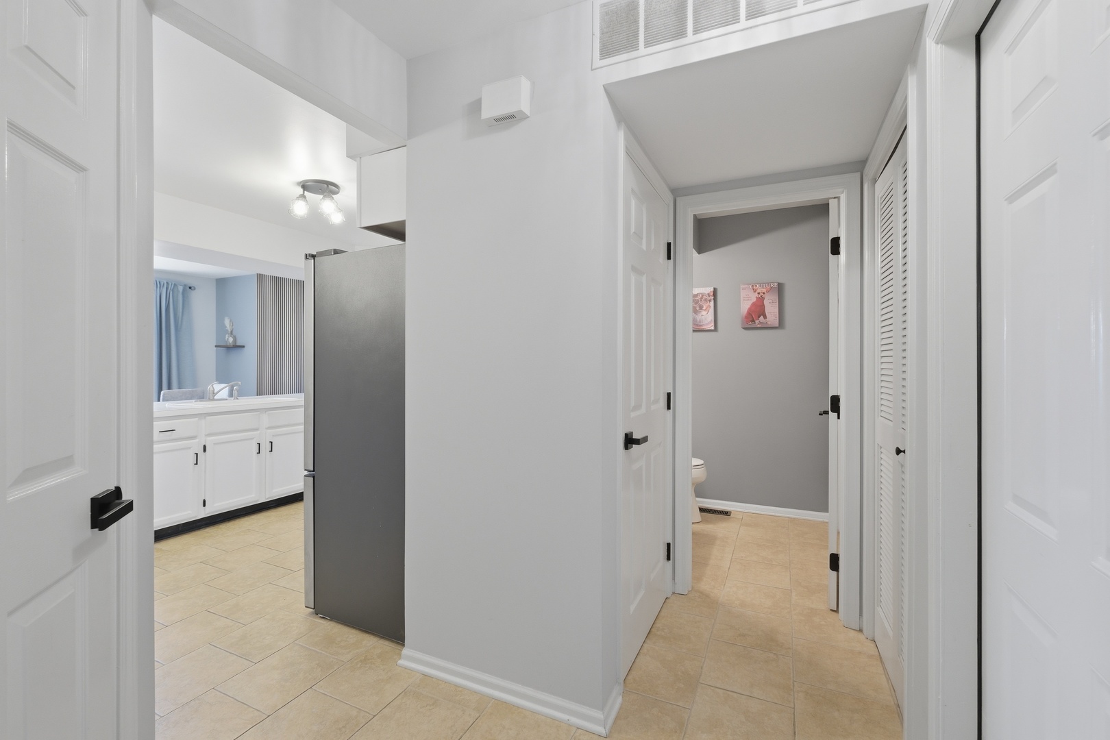 1729 Pebble Beach Court, Hoffman Estates, IL 60169