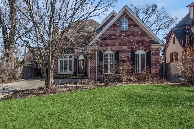 557 N County Line Road, Hinsdale, IL 60521