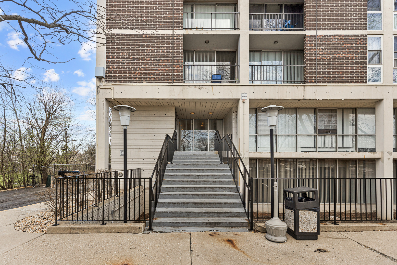 1043 S YORK Road #209, Bensenville, IL 60106