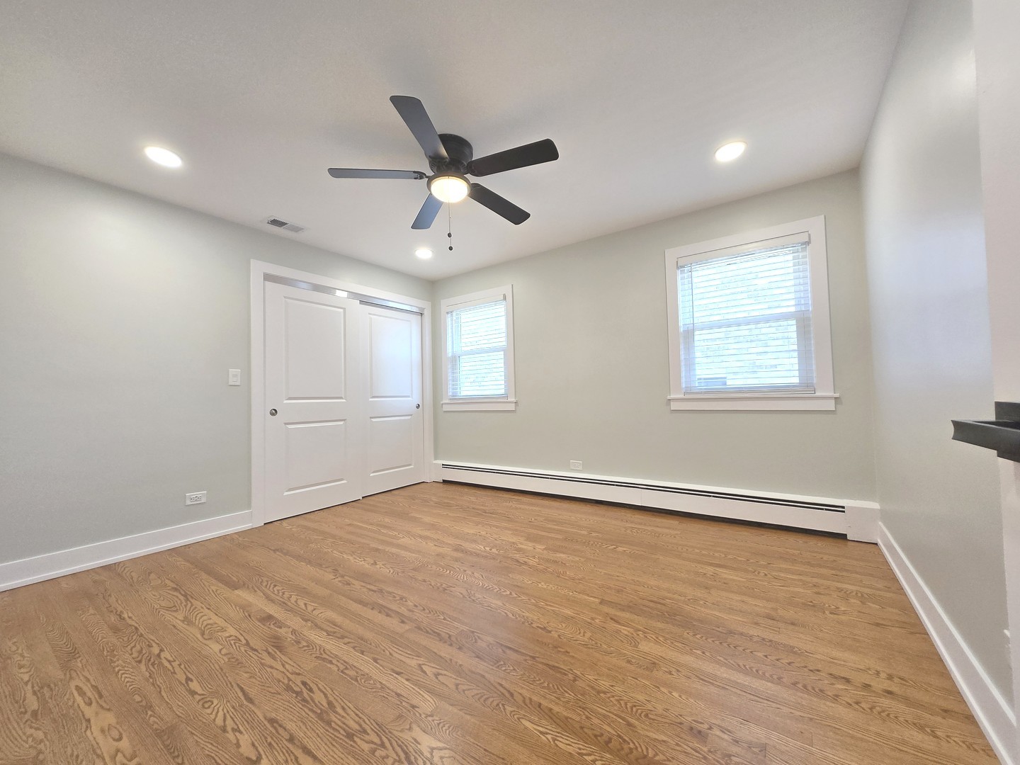 315 W PROSPECT Avenue #3, Mount Prospect, IL 60056