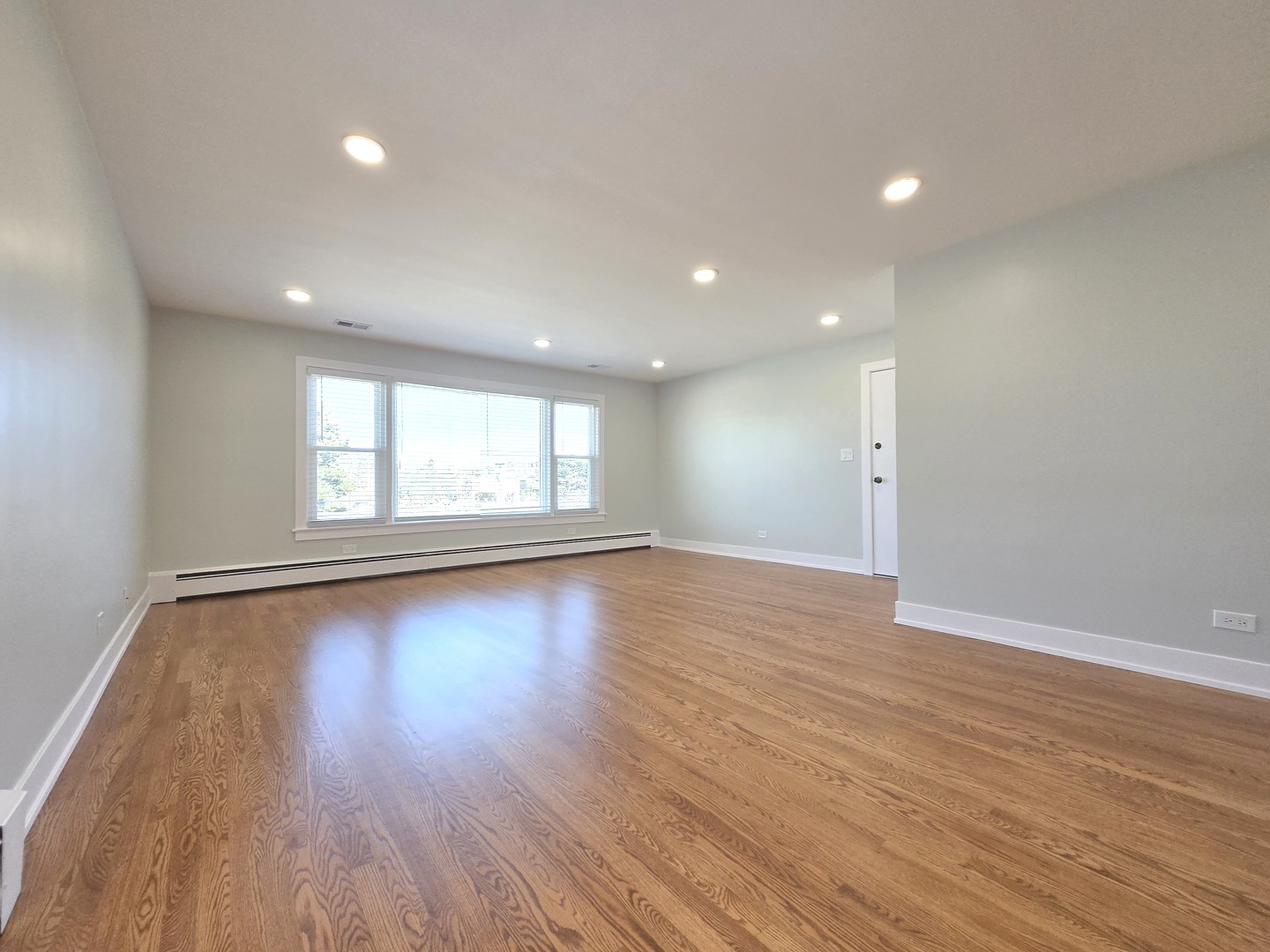 315 W PROSPECT Avenue #3, Mount Prospect, IL 60056