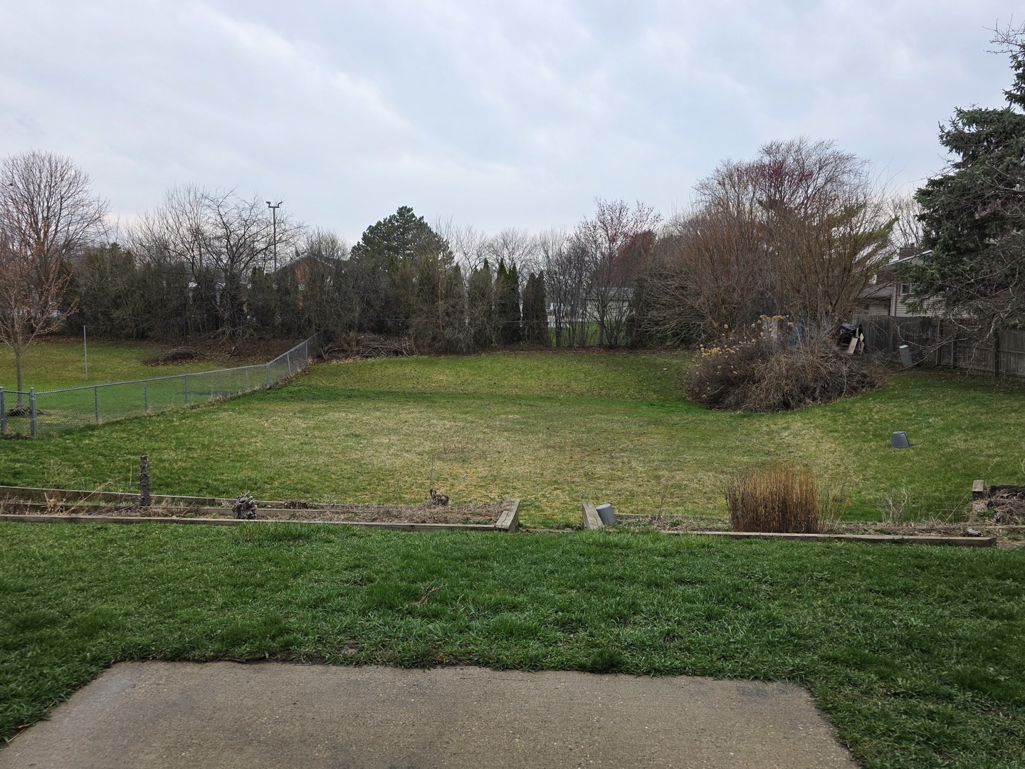 430 Gillings Drive, Gurnee, IL 60031