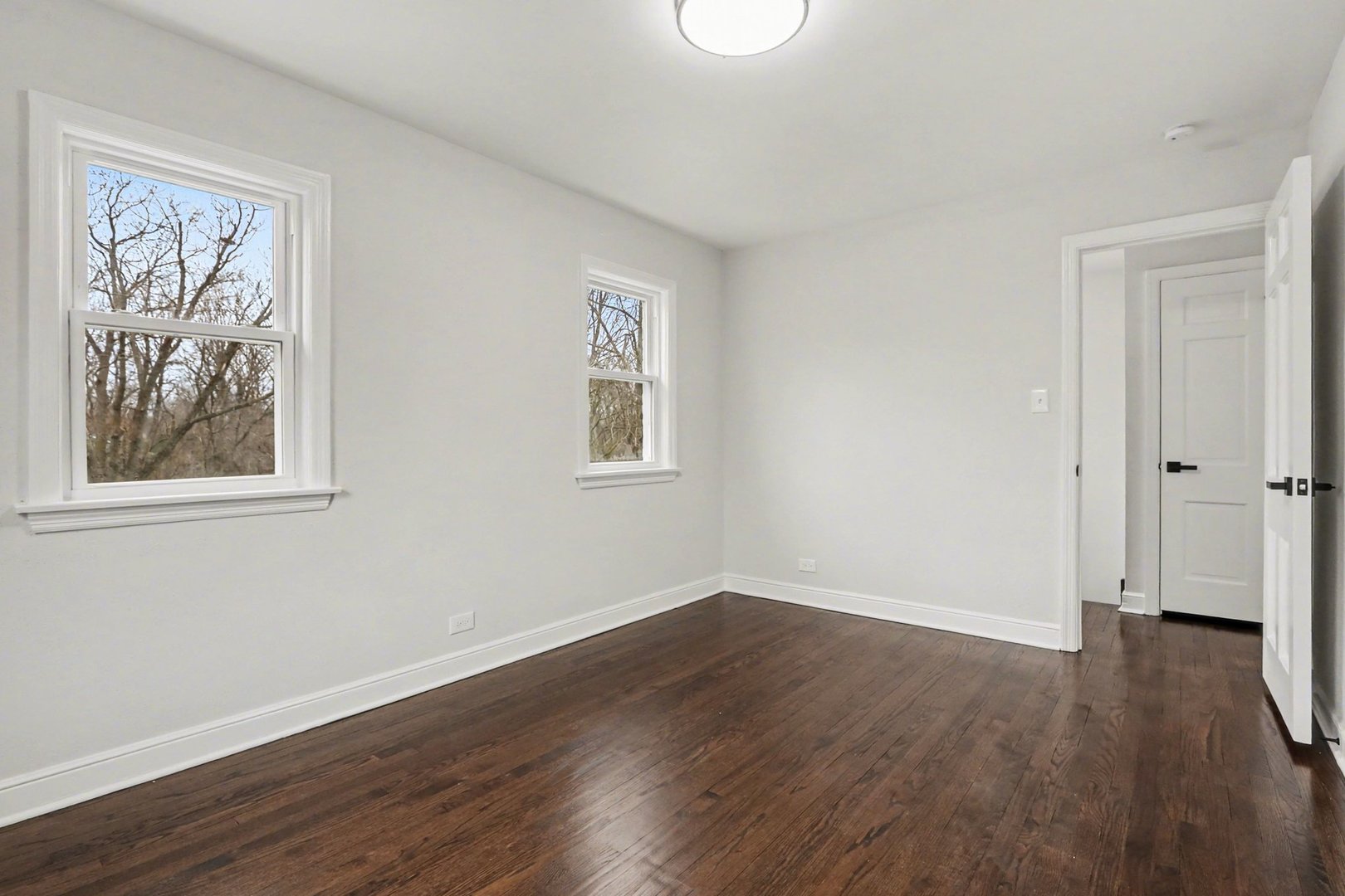 808 Sterling Avenue, Flossmoor, IL 60422