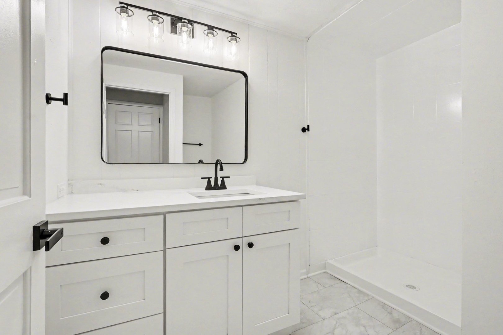 808 Sterling Avenue, Flossmoor, IL 60422