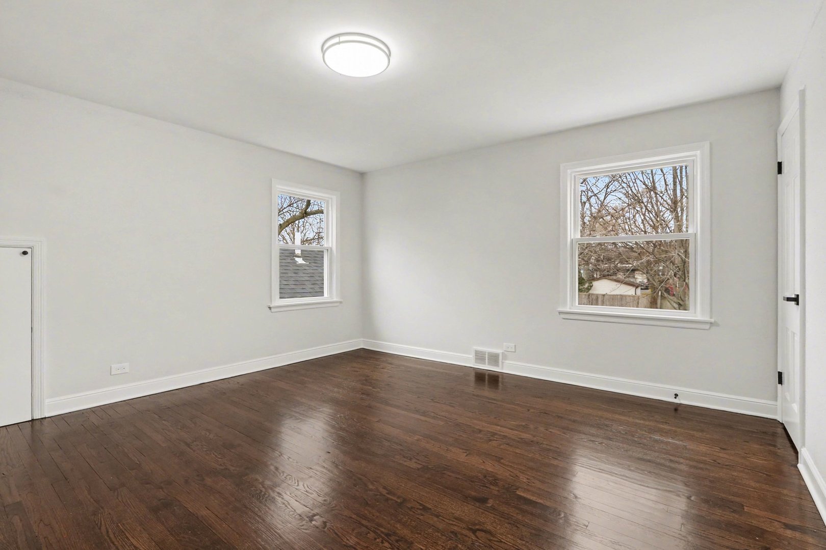 808 Sterling Avenue, Flossmoor, IL 60422