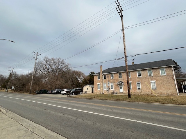 3703 Spring Grove Road, Johnsburg, IL 60051