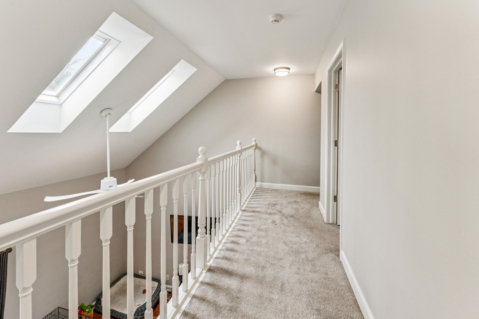 1426 W Sapphire Drive, Hoffman Estates, IL 60192