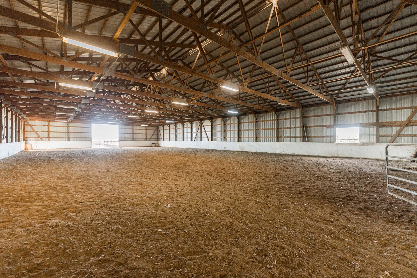 2601 N 3653rd Road, Sheridan, IL 60551