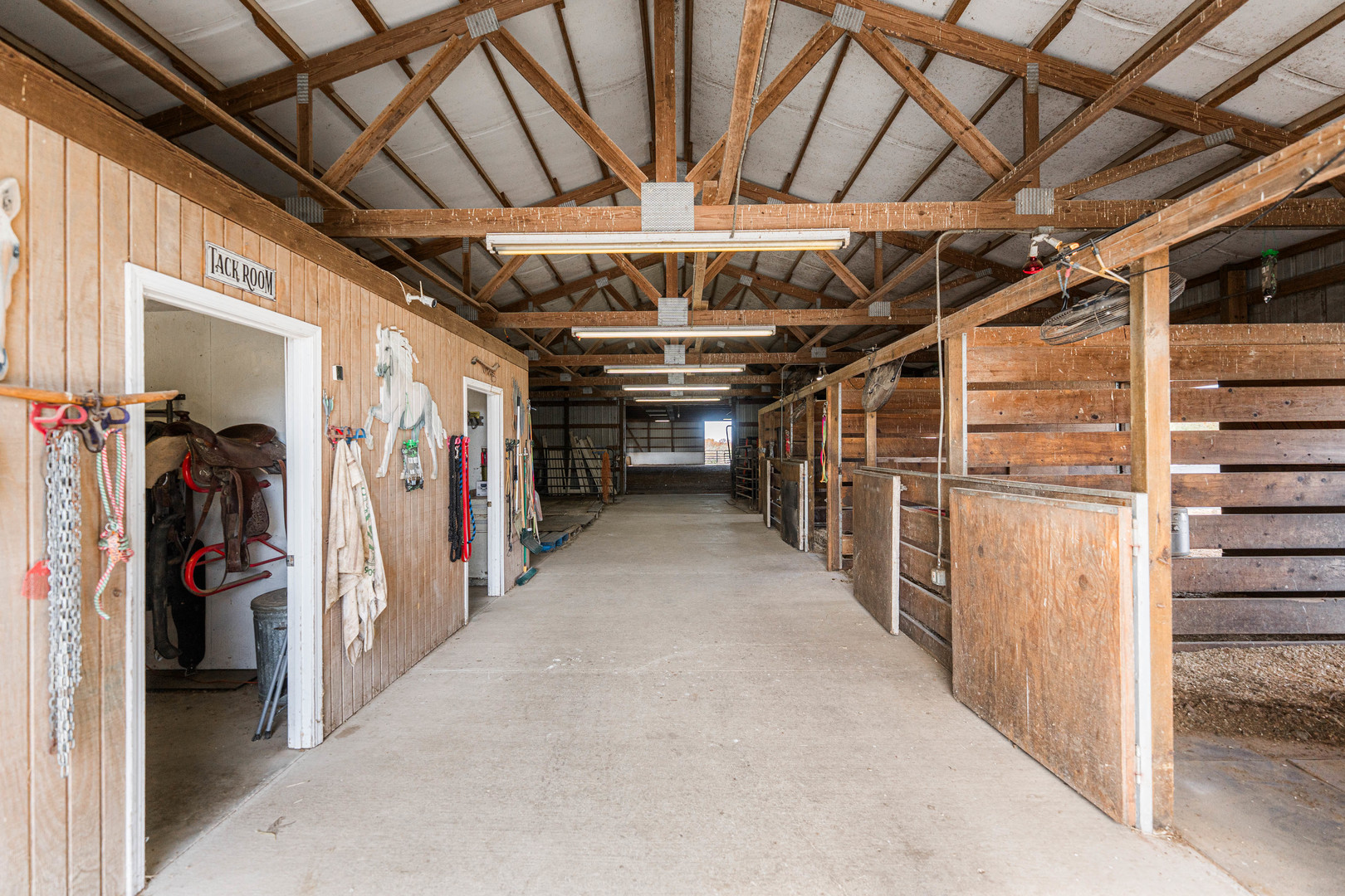 2601 N 3653rd Road, Sheridan, IL 60551