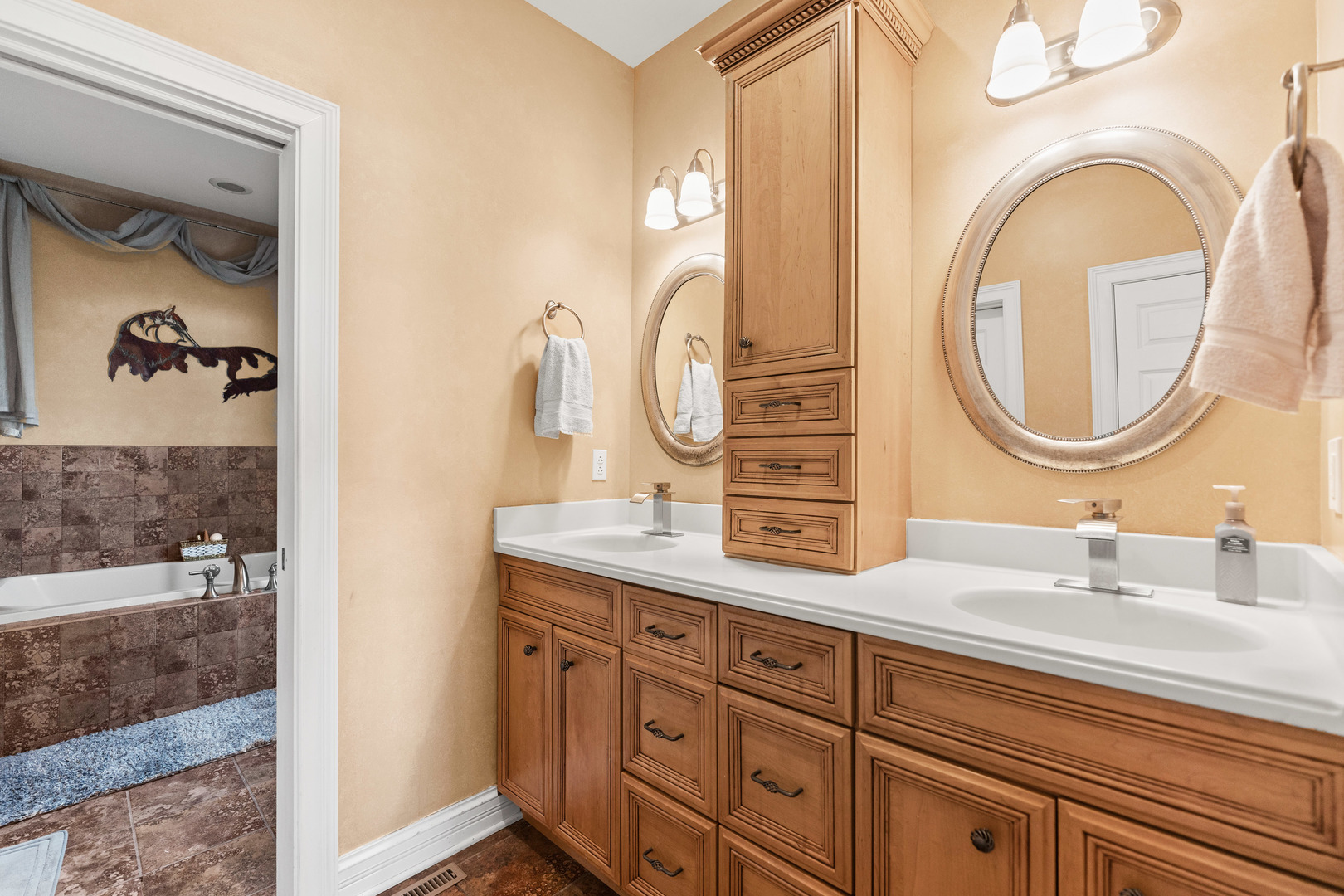 2601 N 3653rd Road, Sheridan, IL 60551