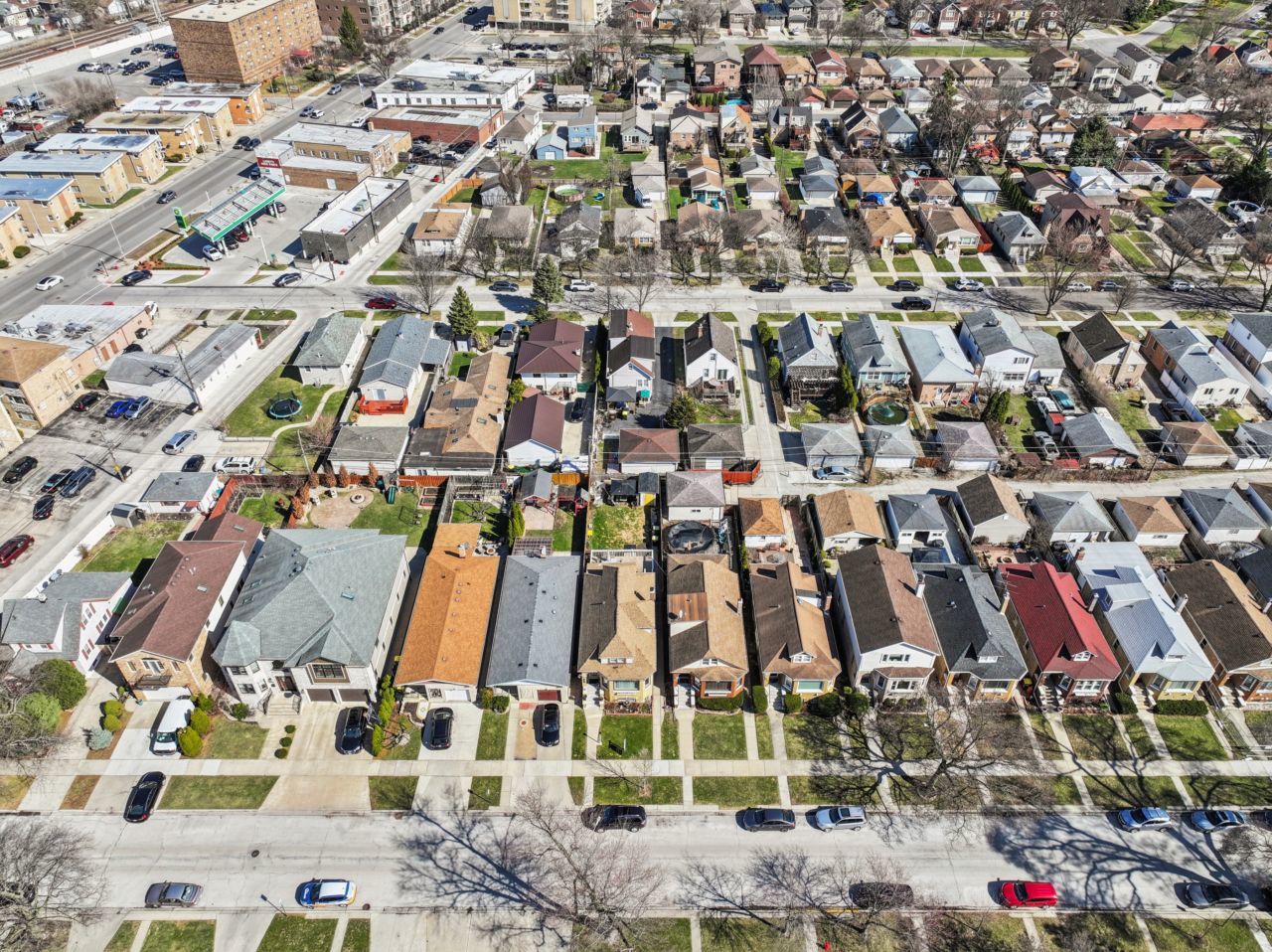 2547 Davisson Street, River Grove, IL 60171