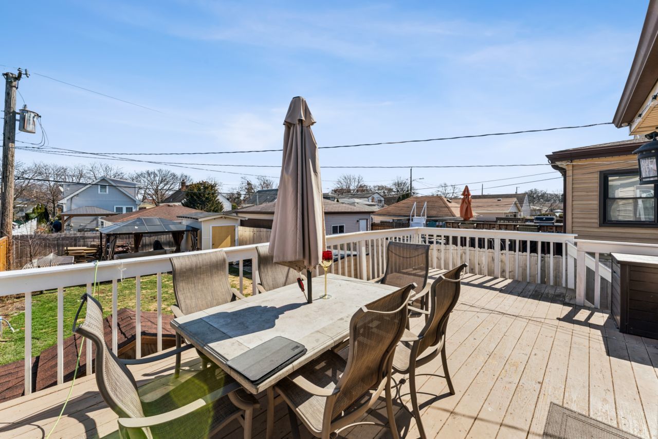 2547 Davisson Street, River Grove, IL 60171