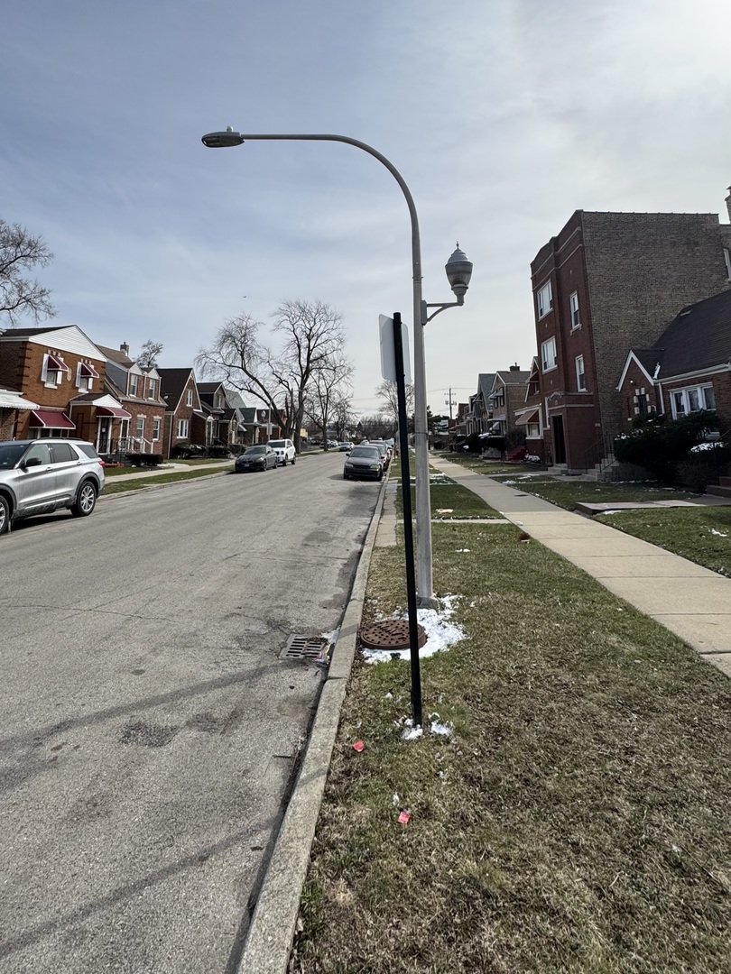 10210 S Prairie Avenue, Chicago, IL 60628