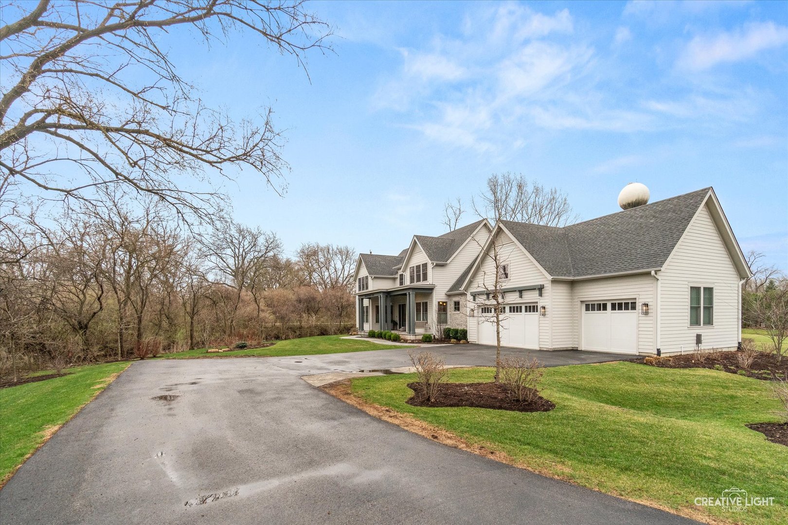 1862 W Wiesbrook Road, Wheaton, IL 60189