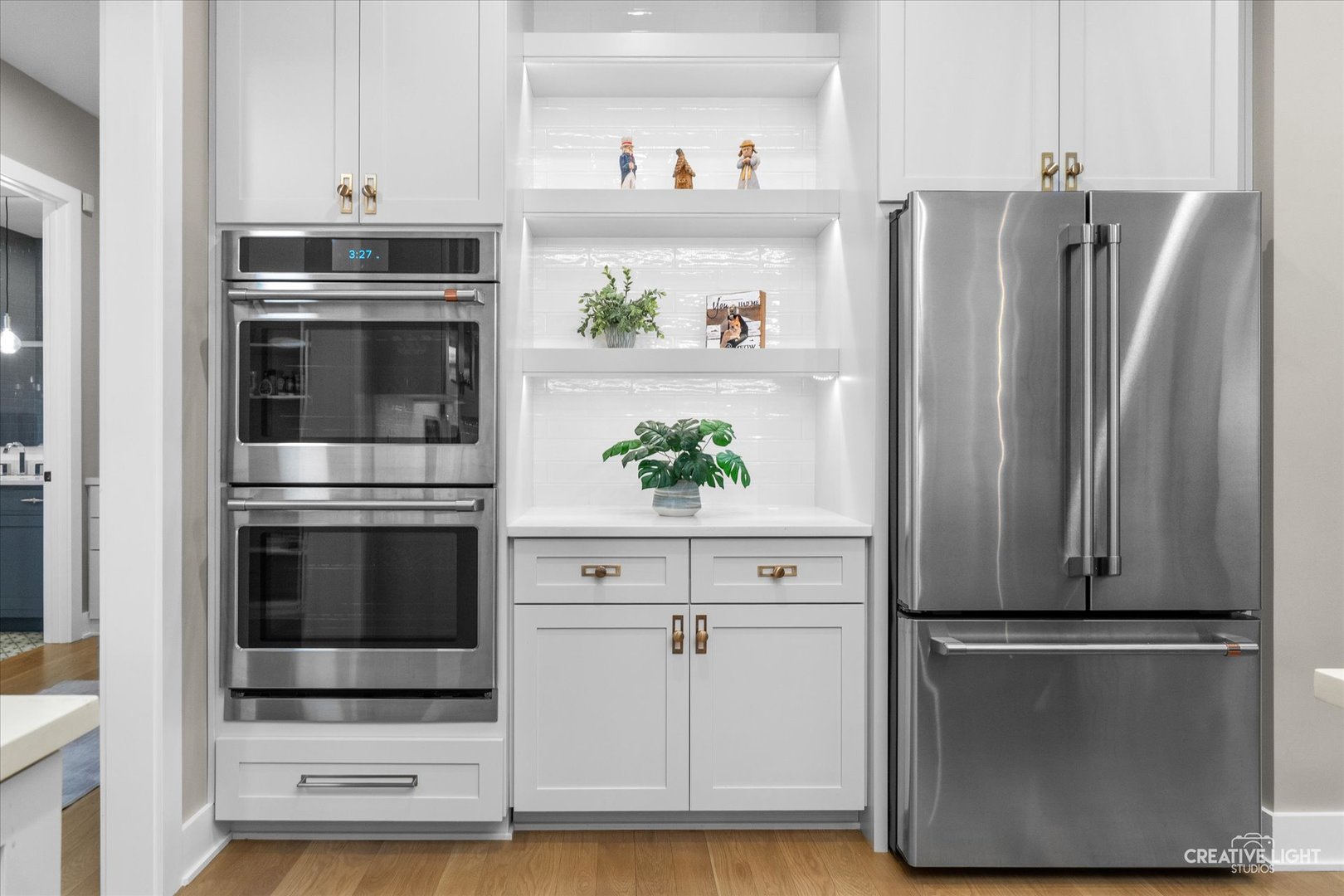 1862 W Wiesbrook Road, Wheaton, IL 60189