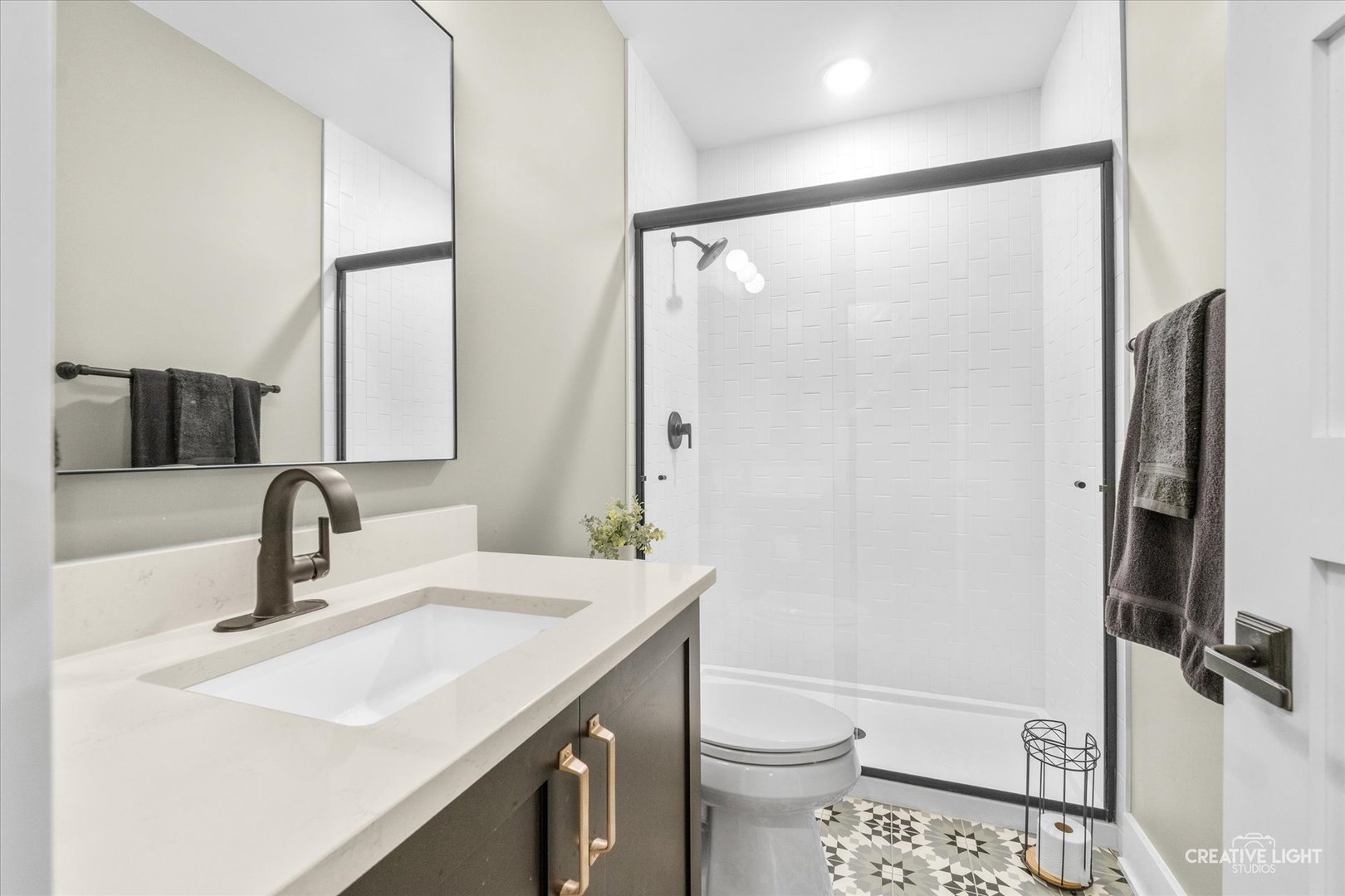 1862 W Wiesbrook Road, Wheaton, IL 60189