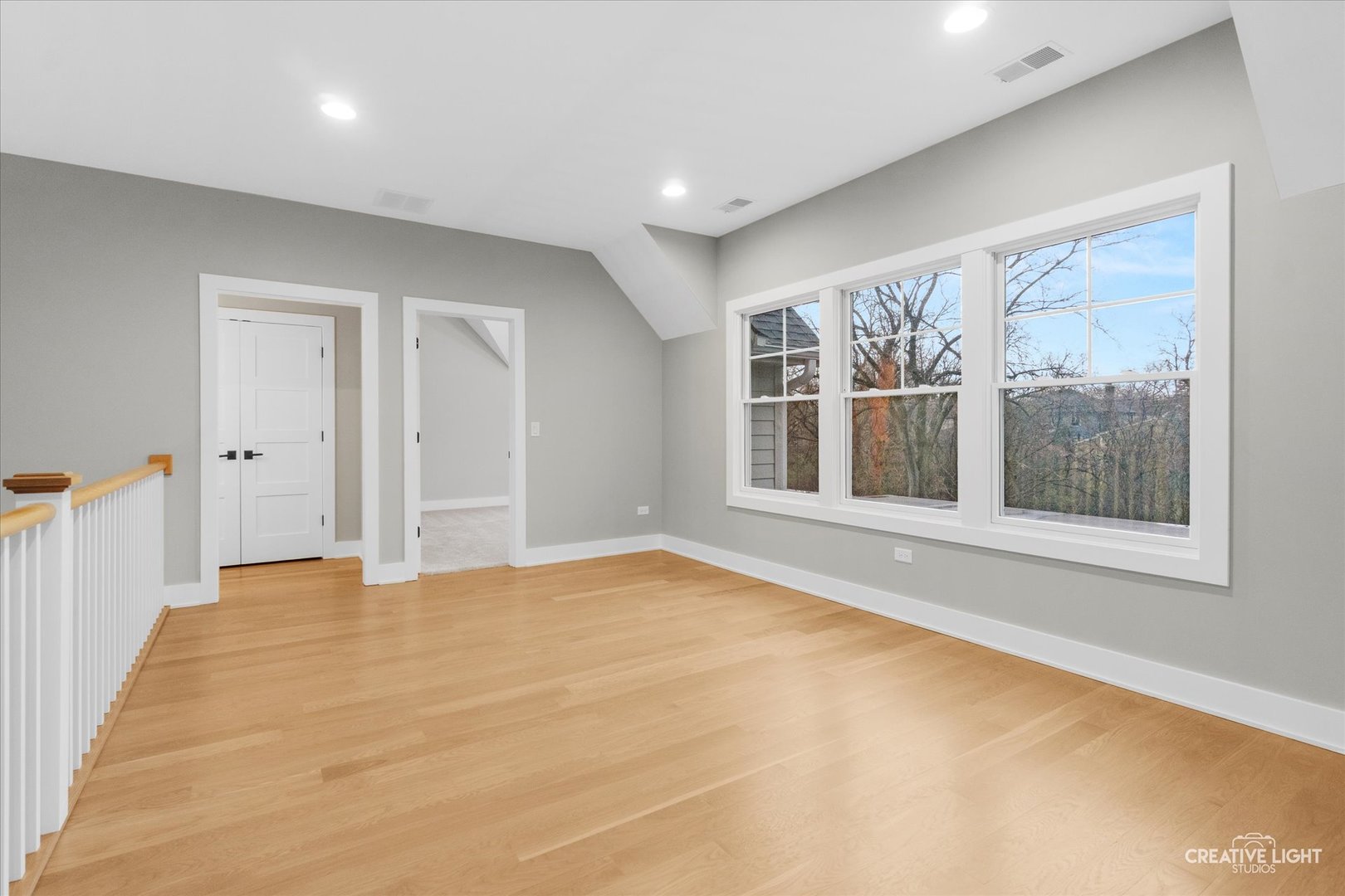 1862 W Wiesbrook Road, Wheaton, IL 60189