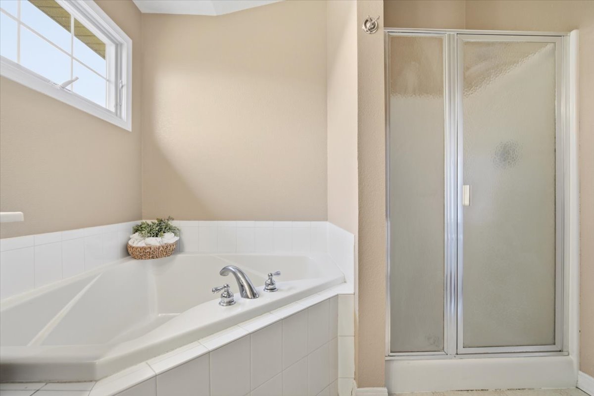 3255 Fire Fly Court, Normal, IL 61761