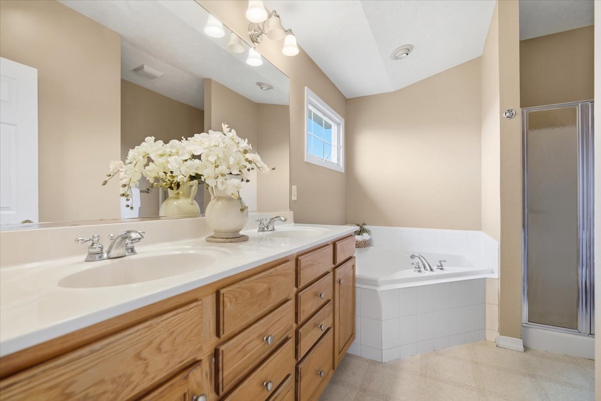 3255 Fire Fly Court, Normal, IL 61761