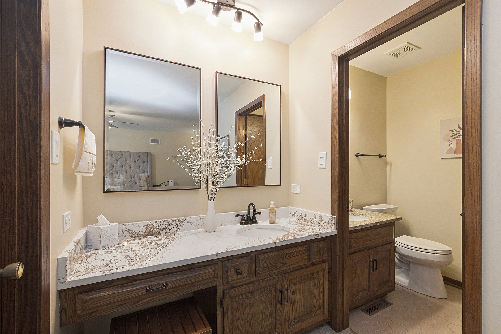 16748 Richards Drive, Tinley Park, IL 60477