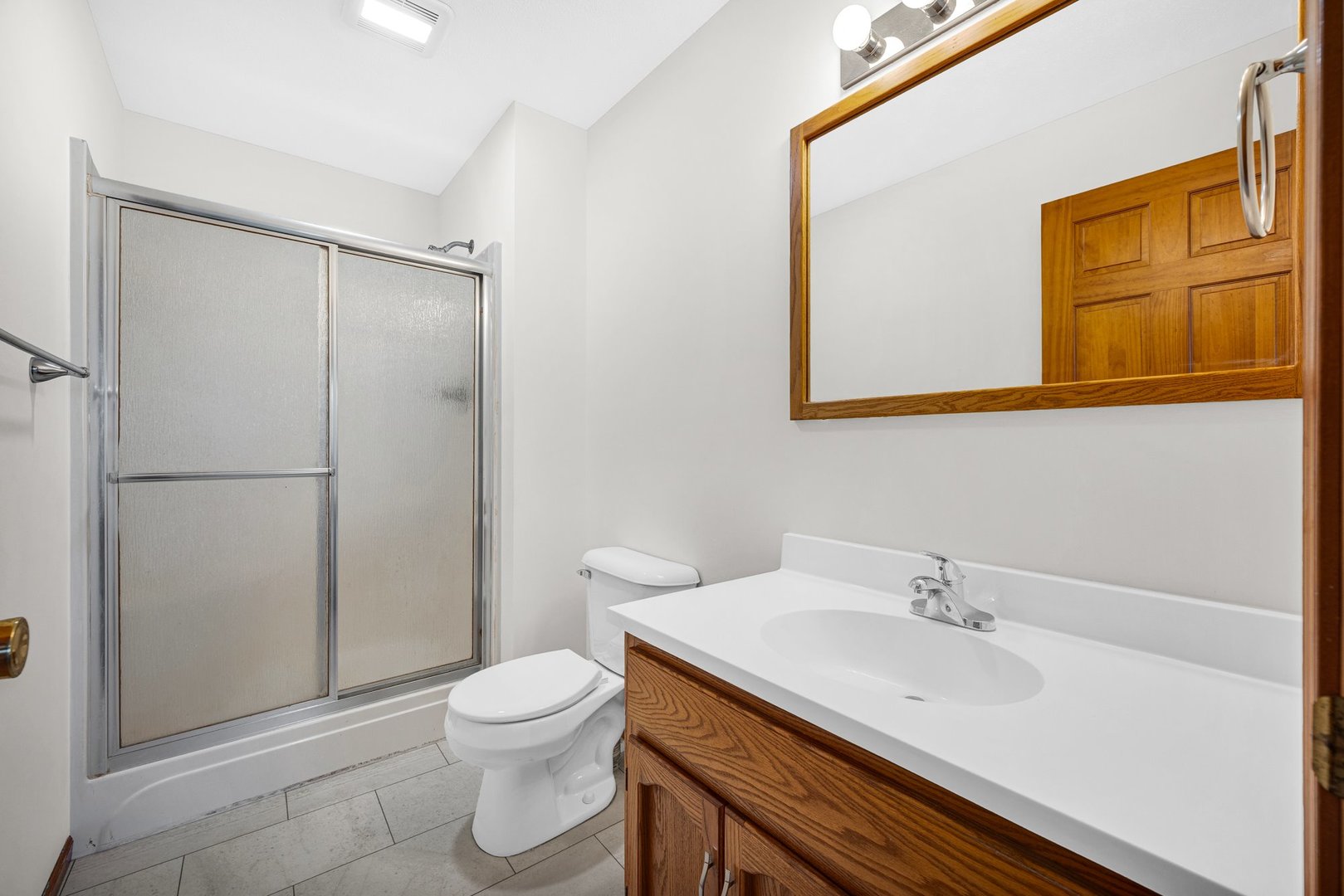 109 E Lake Court #B, Atlanta, IL 61723