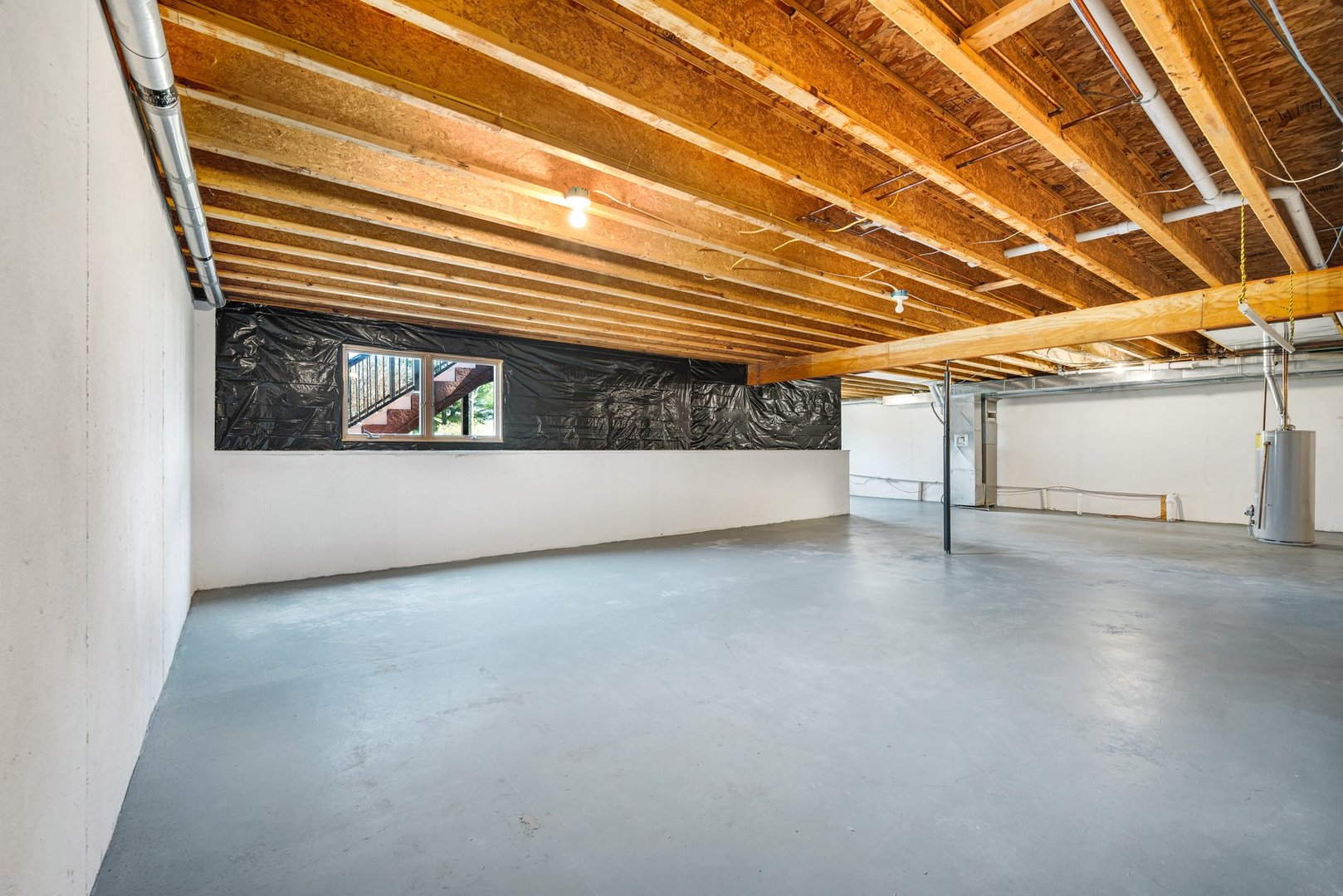 109 E Lake Court #B, Atlanta, IL 61723