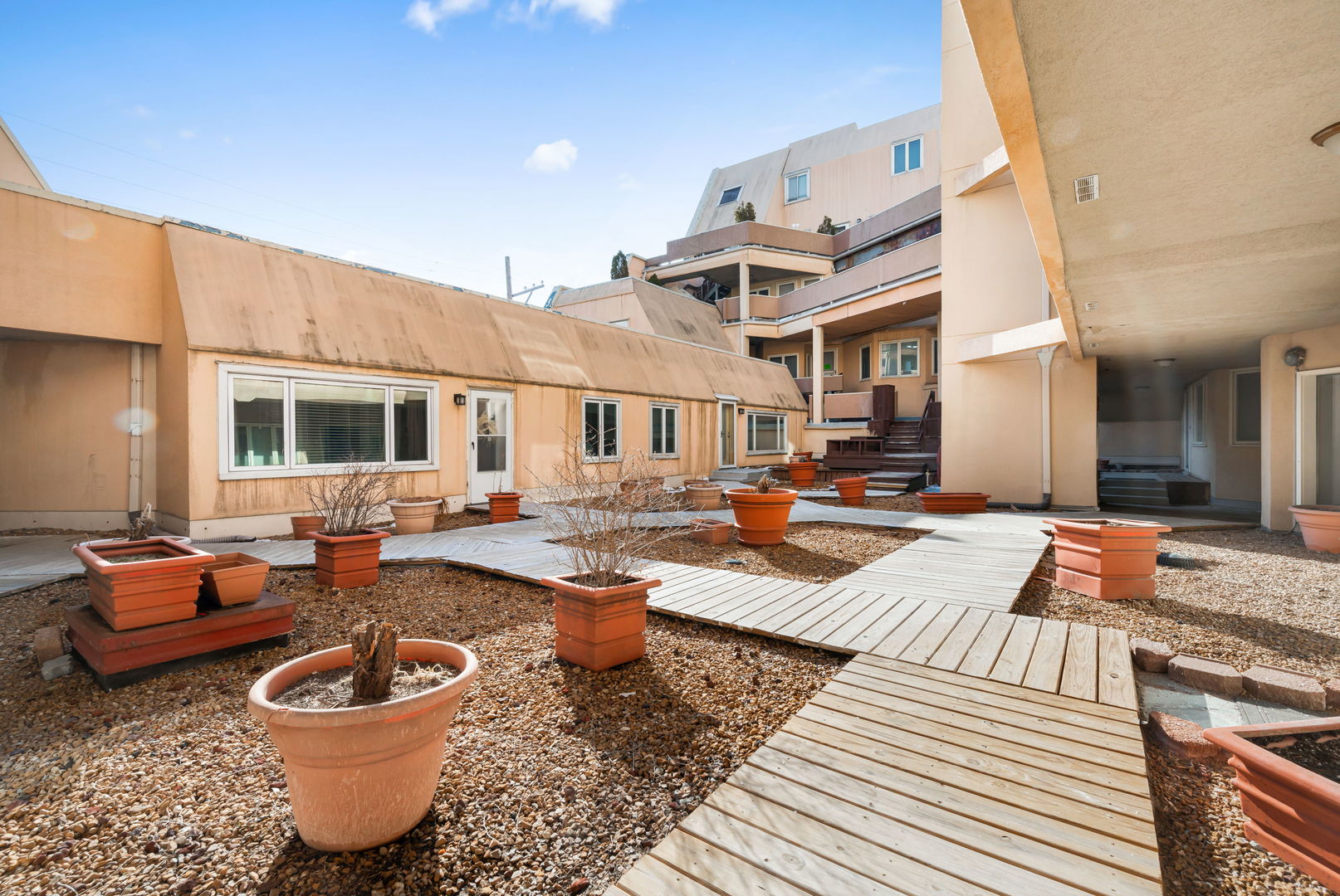 6337 Roosevelt Road #107, Berwyn, IL 60402