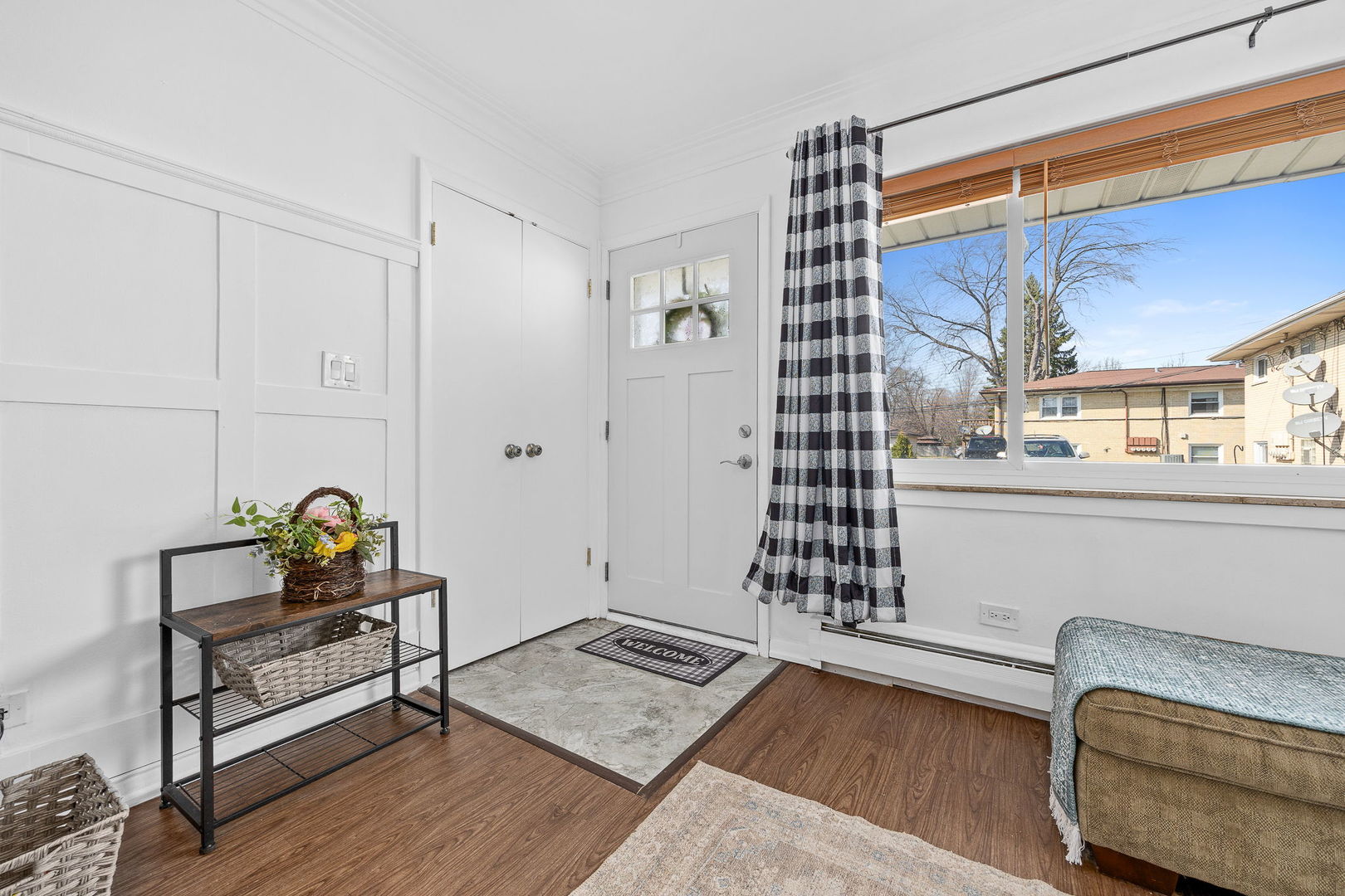 730 Beach Avenue #4, La Grange Park, IL 60526