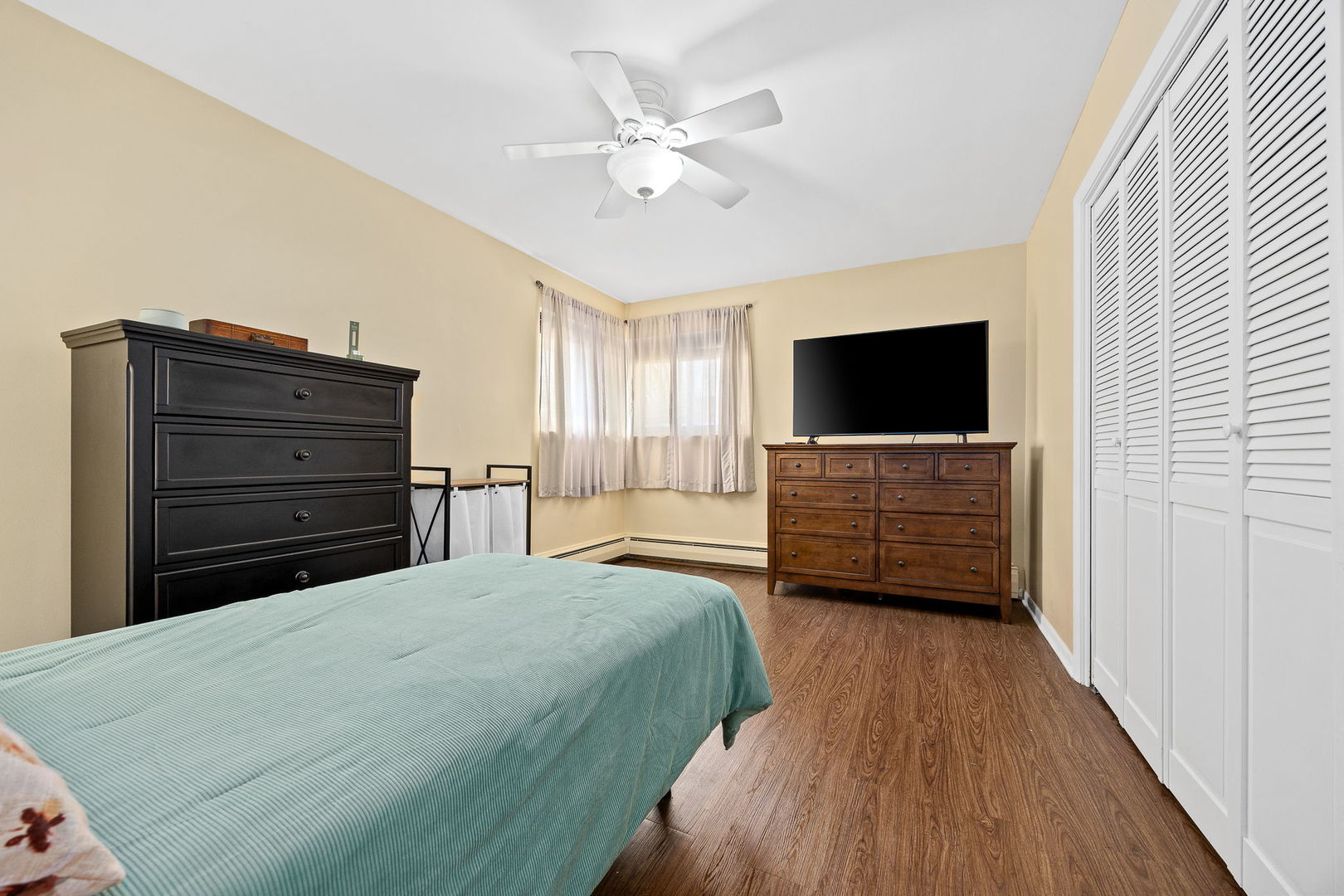 730 Beach Avenue #4, La Grange Park, IL 60526