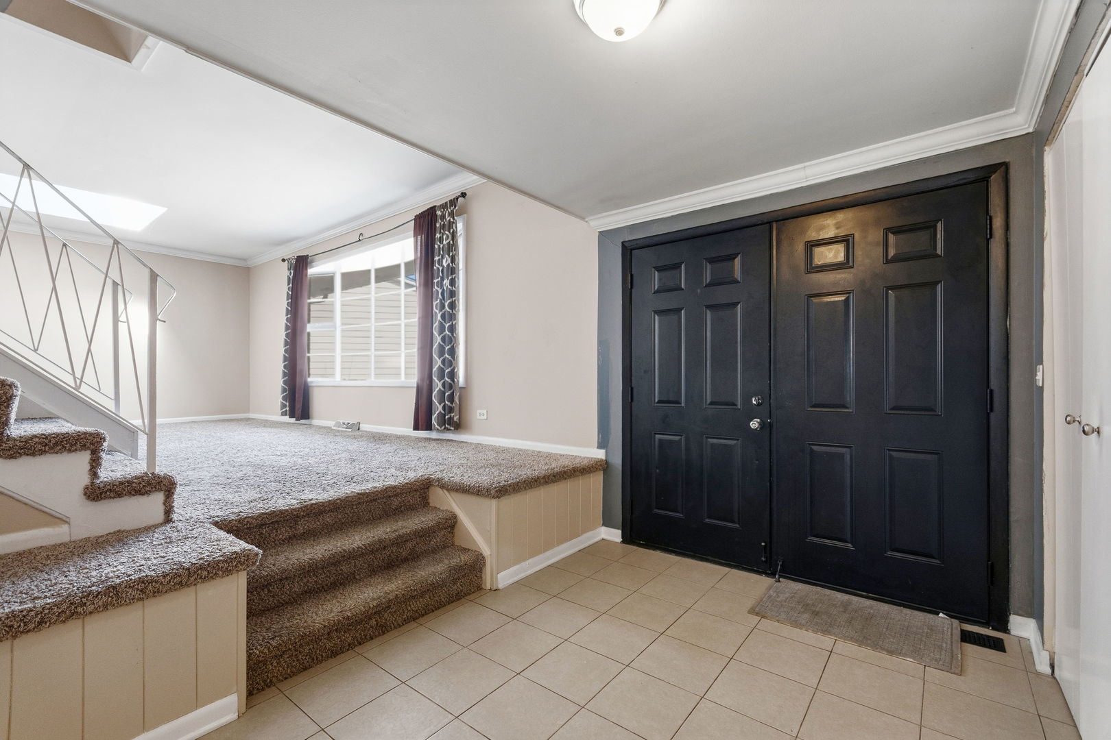 3 REVERE Court, Bolingbrook, IL 60440