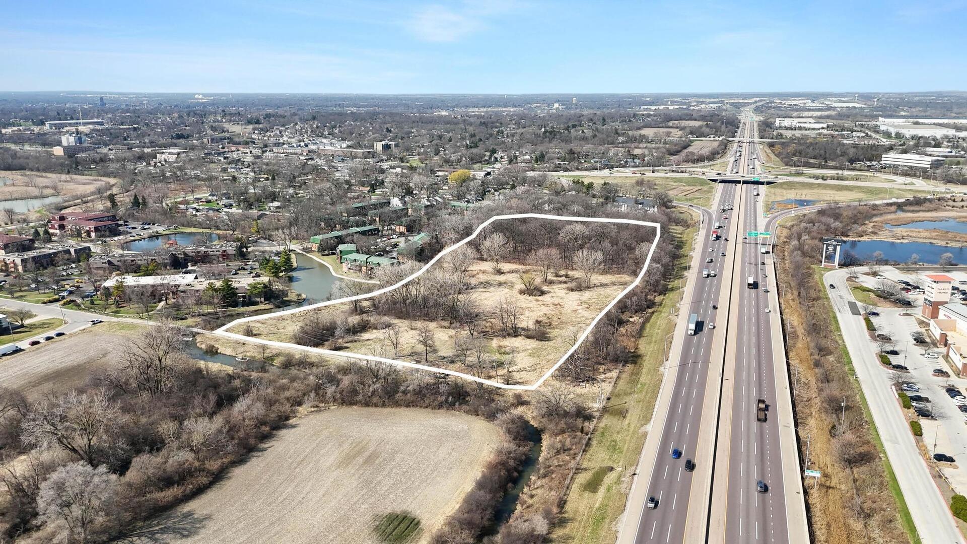 2054 Selmarten Road, Aurora, IL 60505