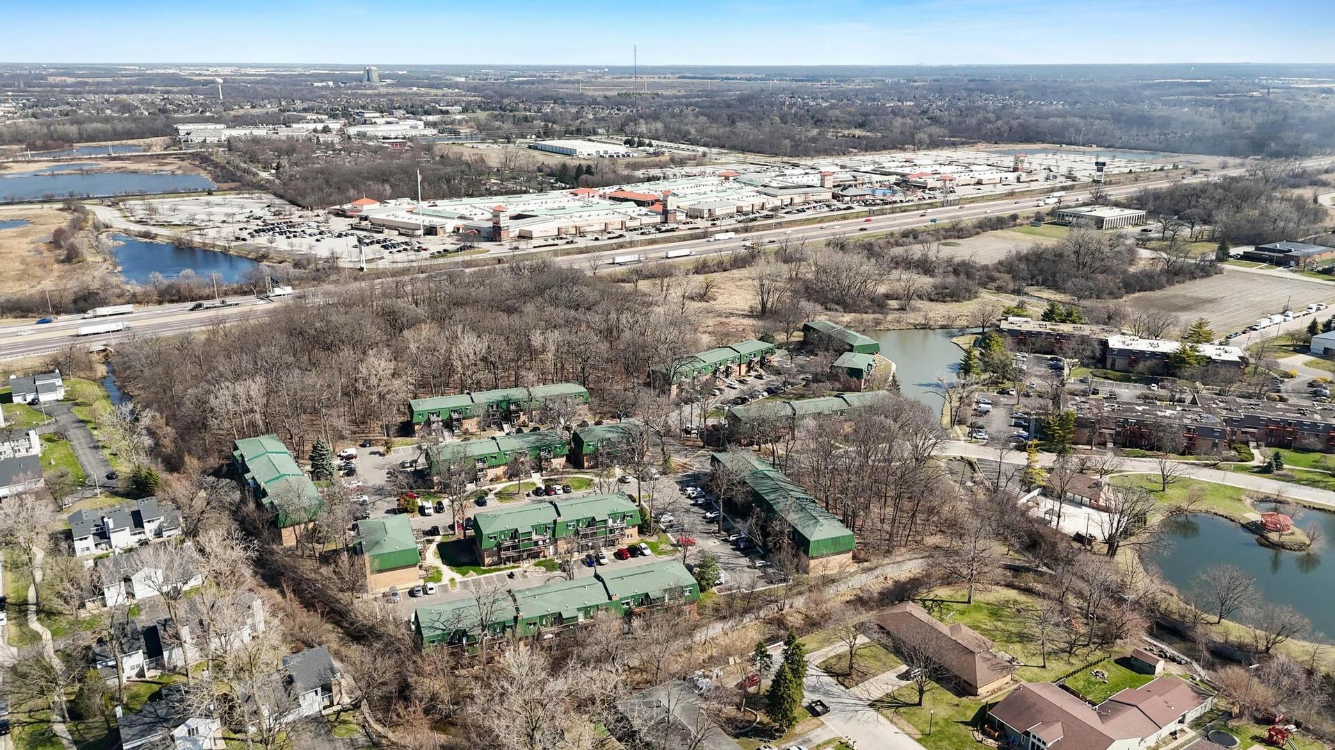 2054 Selmarten Road, Aurora, IL 60505